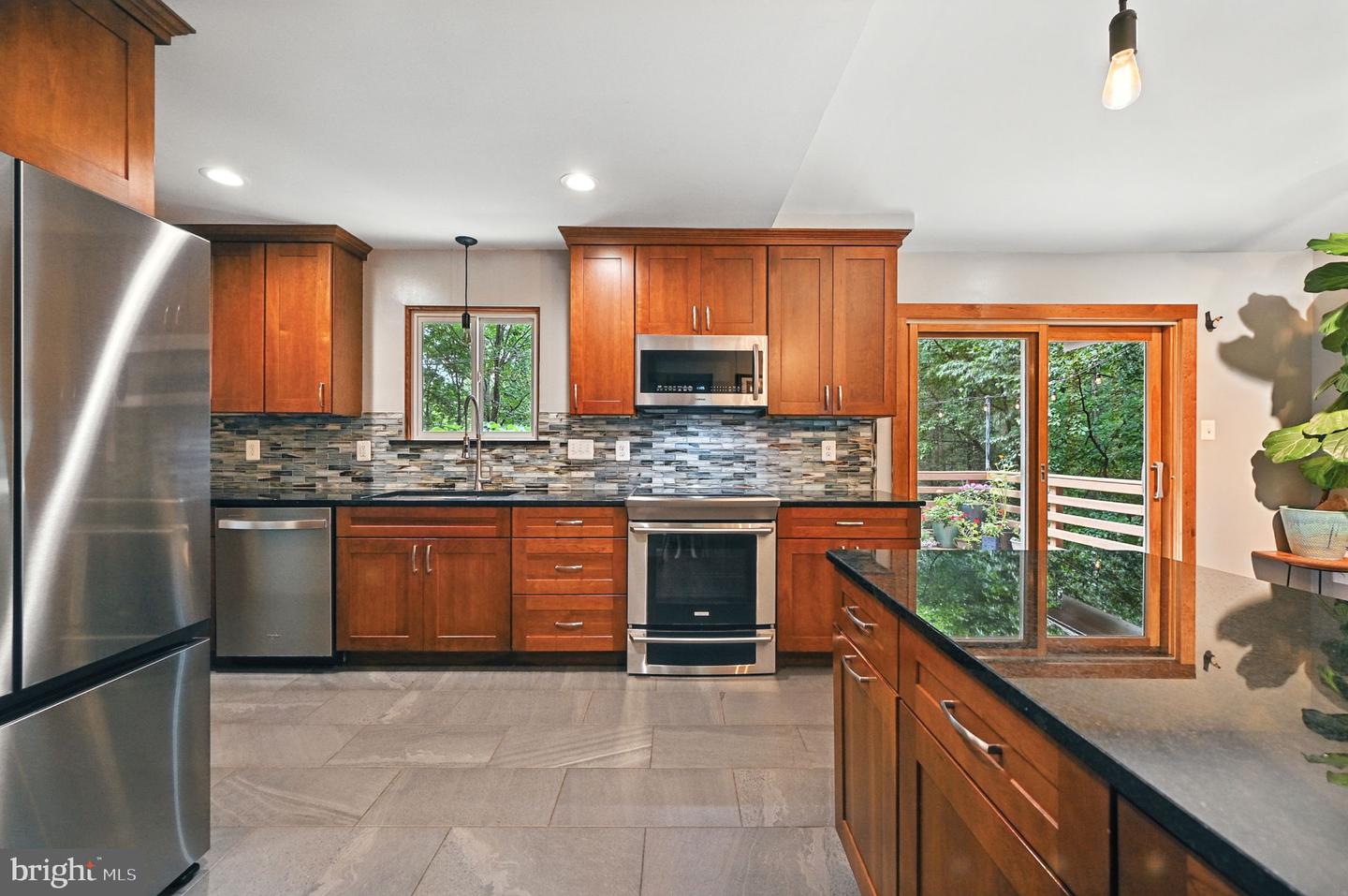 2919 JACKSON DR, HAYMARKET, Virginia 20169, 4 Bedrooms Bedrooms, ,2 BathroomsBathrooms,Residential,For sale,2919 JACKSON DR,VAPW2100194 MLS # VAPW2100194