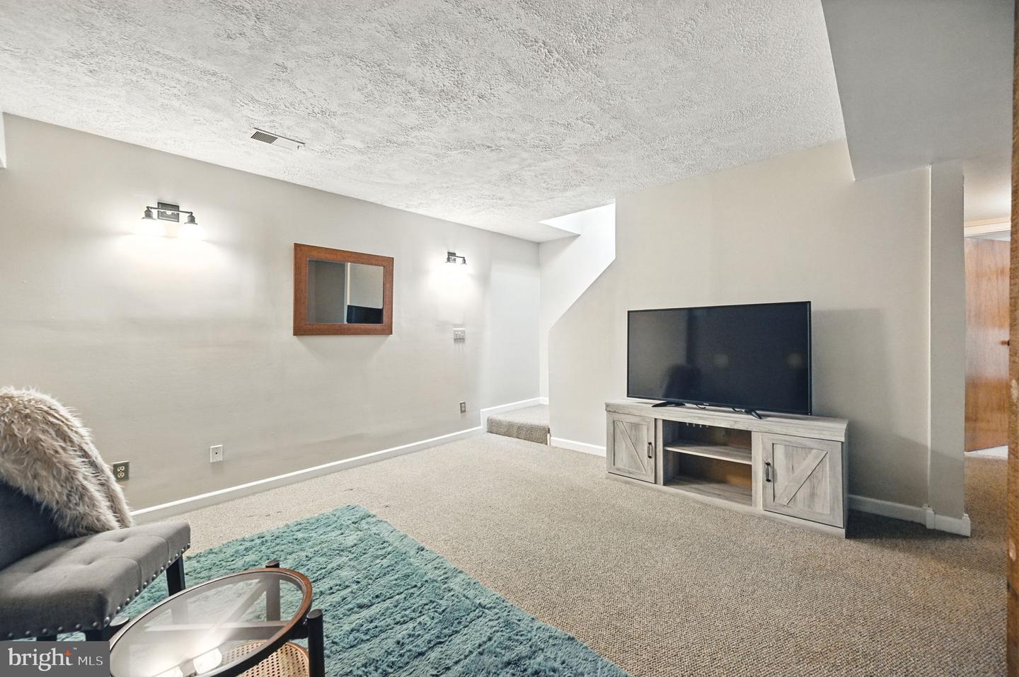 2919 JACKSON DR, HAYMARKET, Virginia 20169, 4 Bedrooms Bedrooms, ,2 BathroomsBathrooms,Residential,For sale,2919 JACKSON DR,VAPW2100194 MLS # VAPW2100194