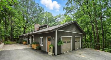 2919 JACKSON DR, HAYMARKET, Virginia 20169, 4 Bedrooms Bedrooms, ,2 BathroomsBathrooms,Residential,For sale,2919 JACKSON DR,VAPW2100194 MLS # VAPW2100194