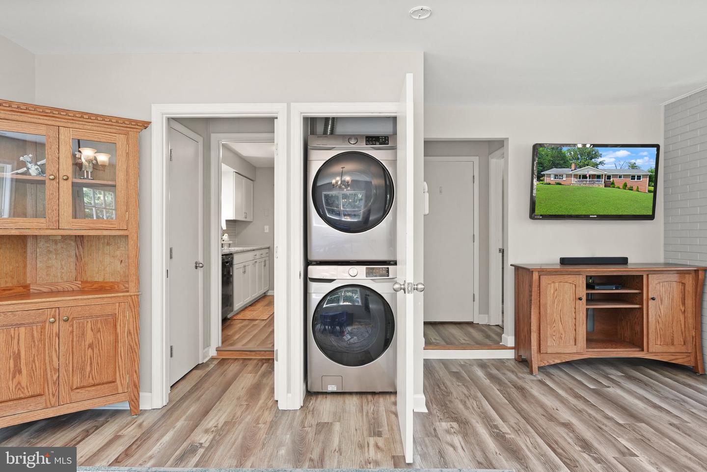 4568 BROKEN HILLS RD, WARRENTON, Virginia 20187, 3 Bedrooms Bedrooms, 5 Rooms Rooms,2 BathroomsBathrooms,Residential,For sale,4568 BROKEN HILLS RD,VAFQ2017652 MLS # VAFQ2017652