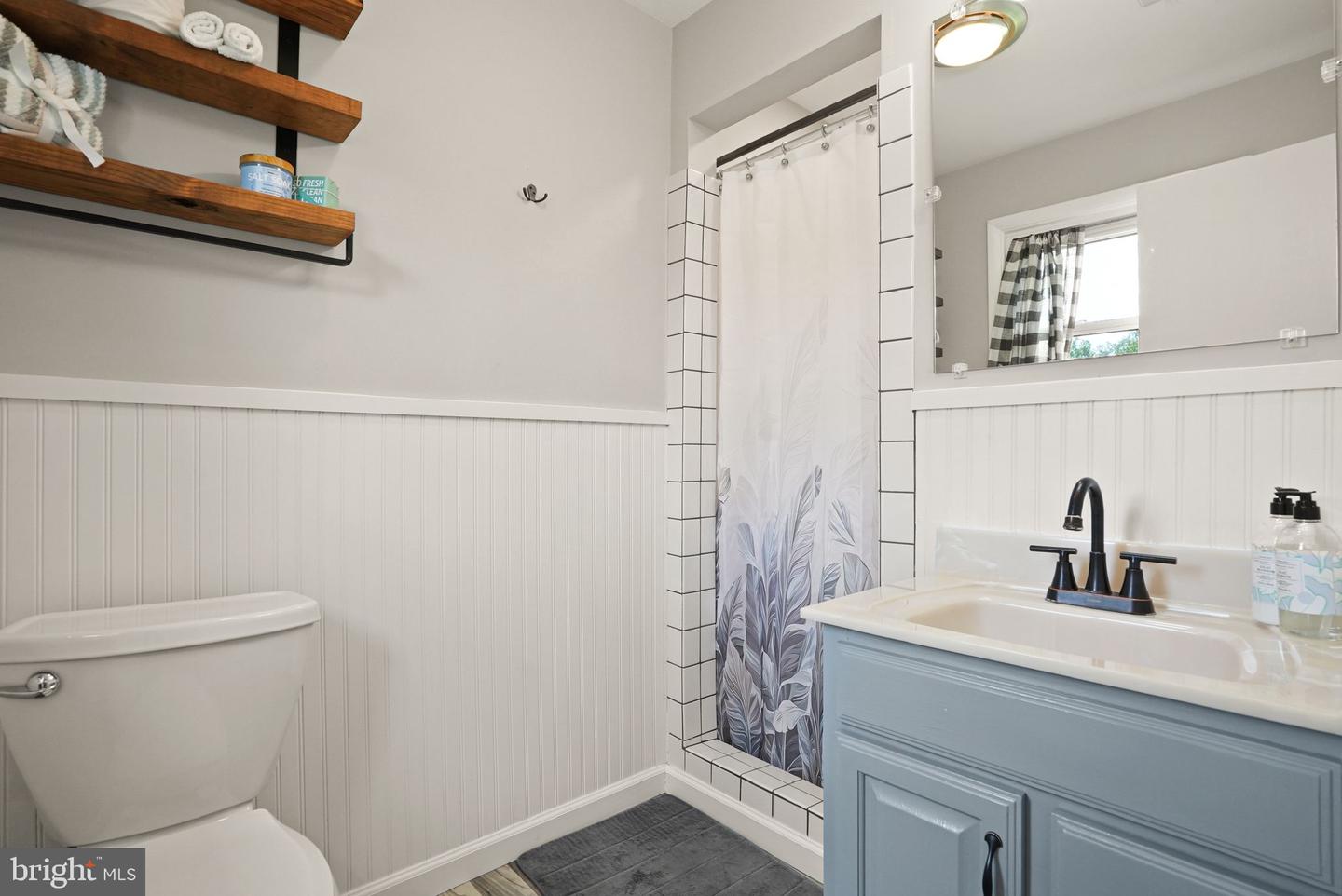 4568 BROKEN HILLS RD, WARRENTON, Virginia 20187, 3 Bedrooms Bedrooms, 5 Rooms Rooms,2 BathroomsBathrooms,Residential,For sale,4568 BROKEN HILLS RD,VAFQ2017652 MLS # VAFQ2017652