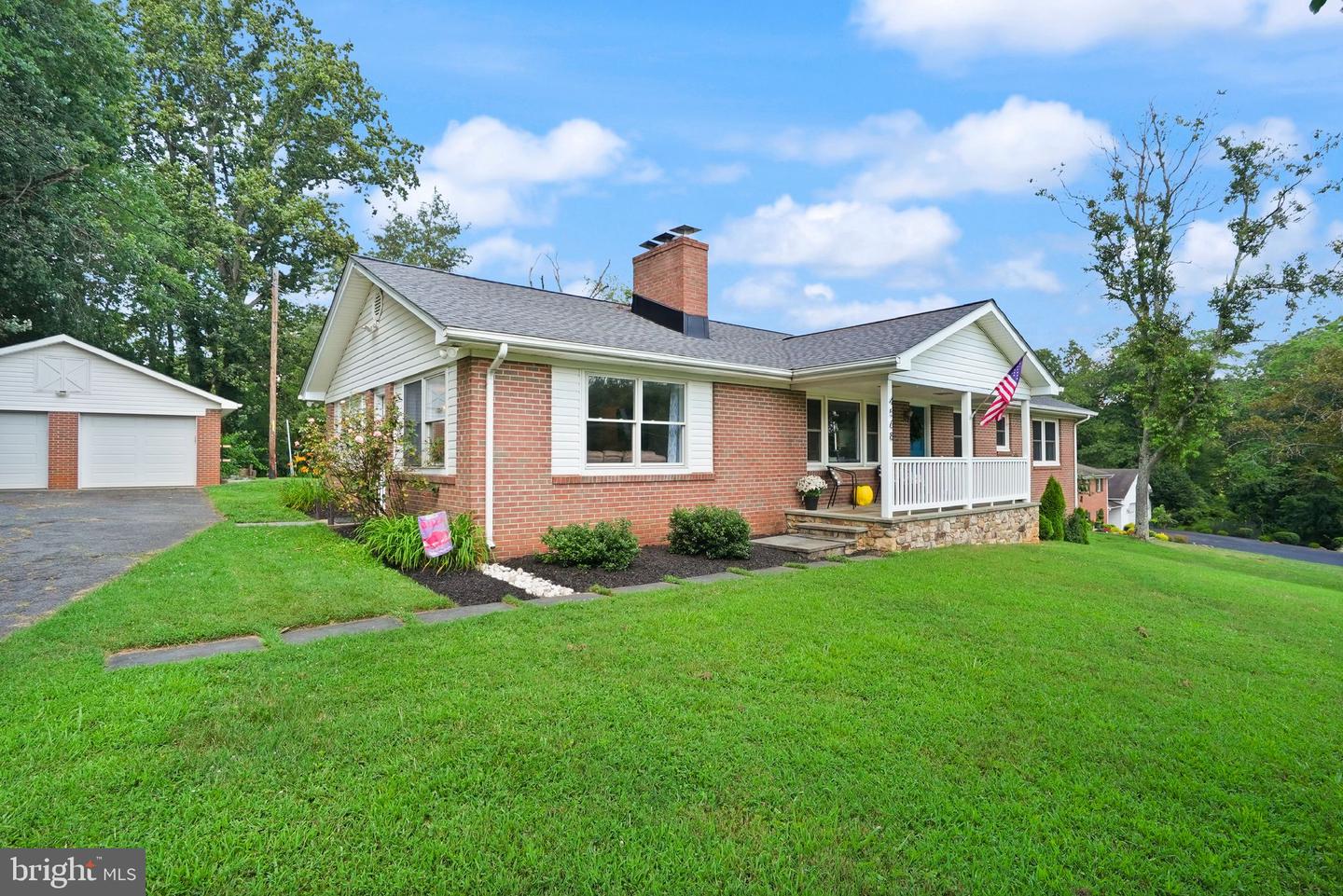 4568 BROKEN HILLS RD, WARRENTON, Virginia 20187, 3 Bedrooms Bedrooms, 5 Rooms Rooms,2 BathroomsBathrooms,Residential,For sale,4568 BROKEN HILLS RD,VAFQ2017652 MLS # VAFQ2017652