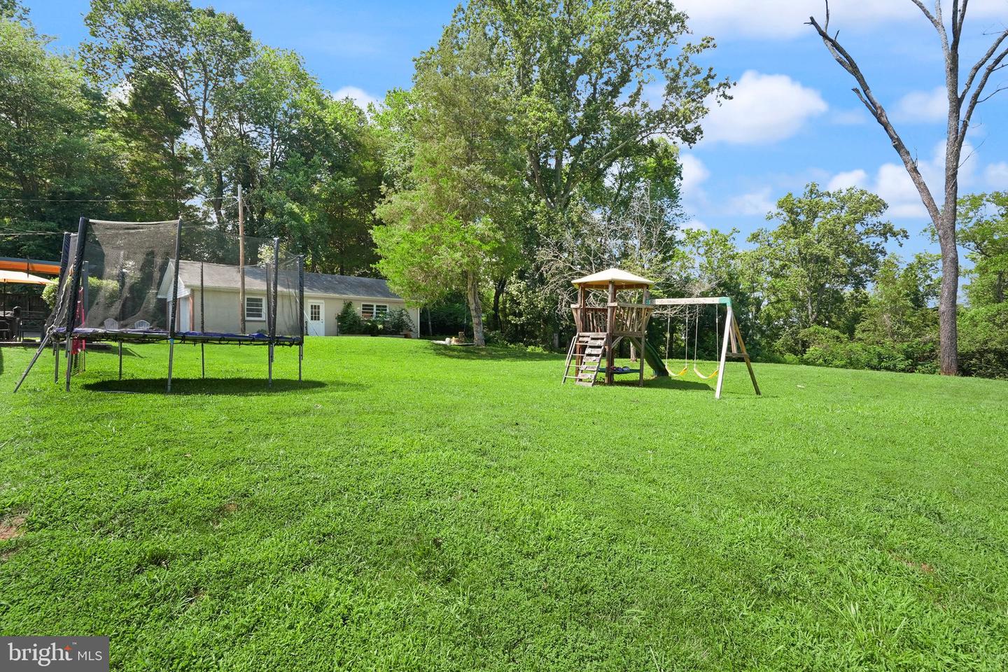 4568 BROKEN HILLS RD, WARRENTON, Virginia 20187, 3 Bedrooms Bedrooms, 5 Rooms Rooms,2 BathroomsBathrooms,Residential,For sale,4568 BROKEN HILLS RD,VAFQ2017652 MLS # VAFQ2017652