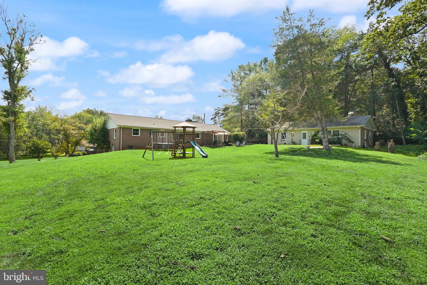 4568 BROKEN HILLS RD, WARRENTON, Virginia 20187, 3 Bedrooms Bedrooms, 5 Rooms Rooms,2 BathroomsBathrooms,Residential,For sale,4568 BROKEN HILLS RD,VAFQ2017652 MLS # VAFQ2017652