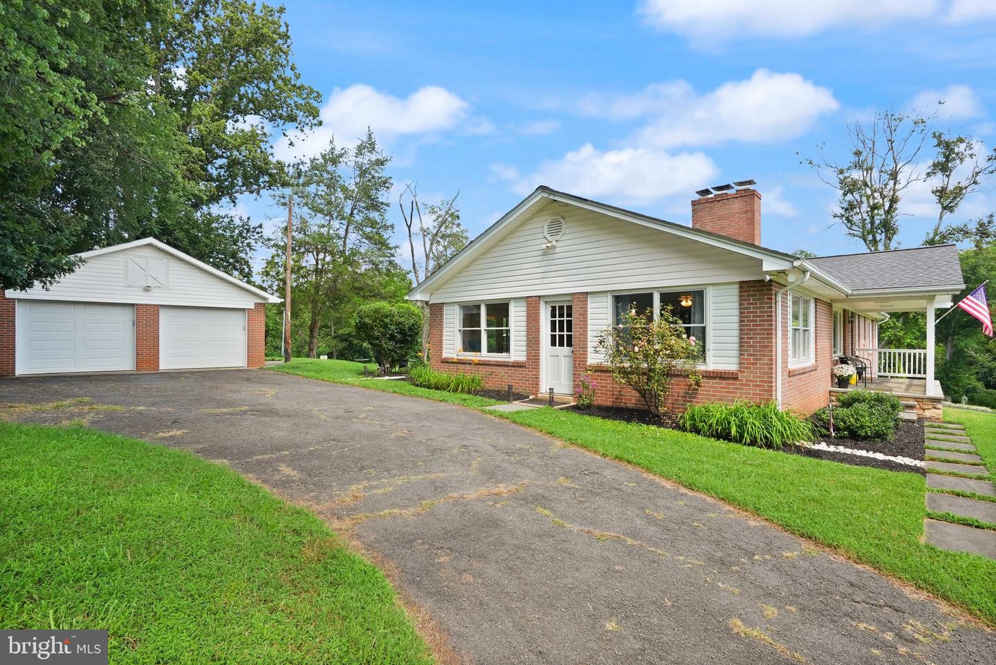 4568 BROKEN HILLS RD, WARRENTON, Virginia 20187, 3 Bedrooms Bedrooms, 5 Rooms Rooms,2 BathroomsBathrooms,Residential,For sale,4568 BROKEN HILLS RD,VAFQ2017652 MLS # VAFQ2017652
