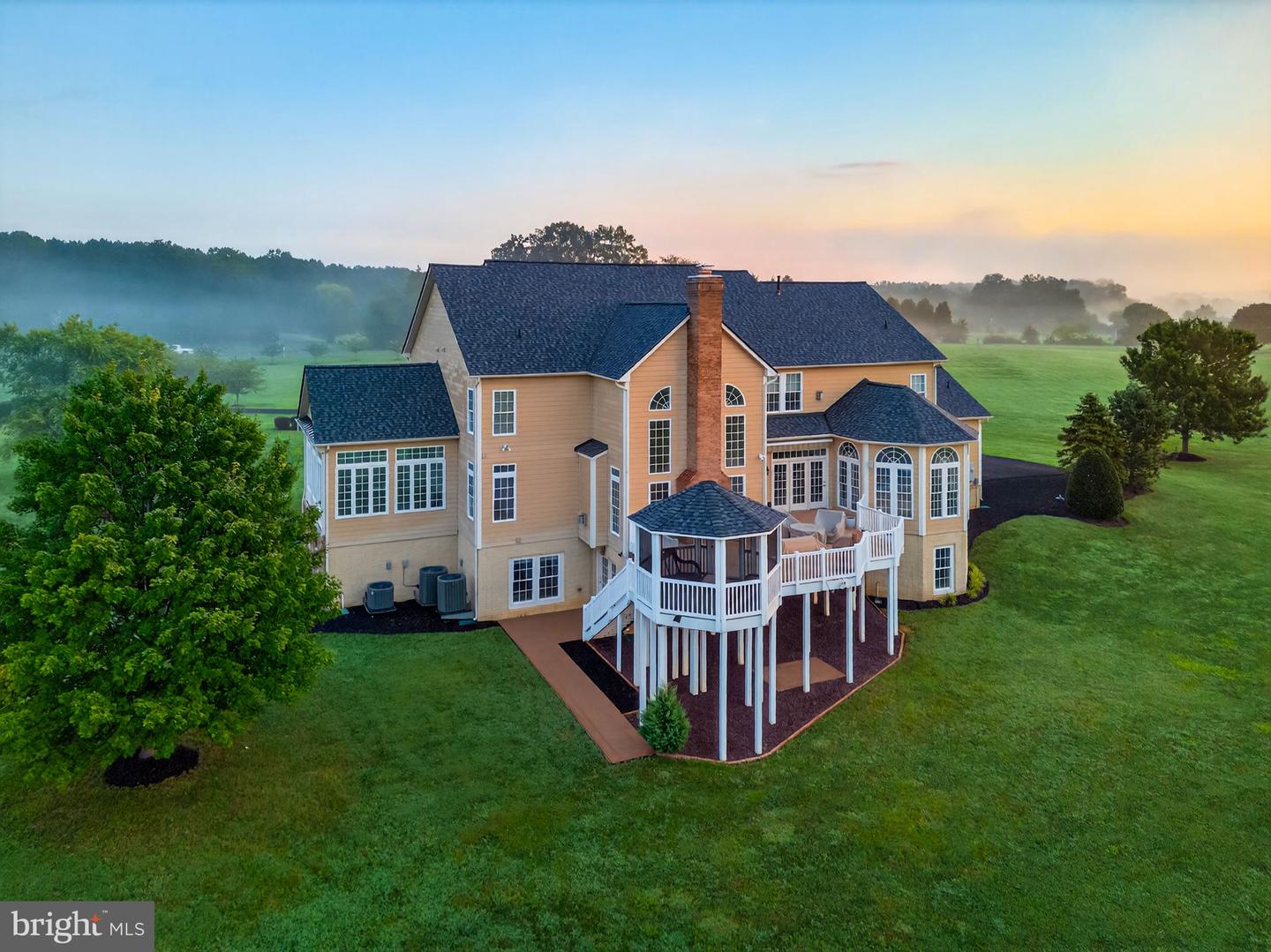 10895 JUSTABOUT FARMS LN, NOKESVILLE, Virginia 20181, 5 Bedrooms Bedrooms, ,5 BathroomsBathrooms,Residential,For sale,10895 JUSTABOUT FARMS LN,VAPW2100204 MLS # VAPW2100204