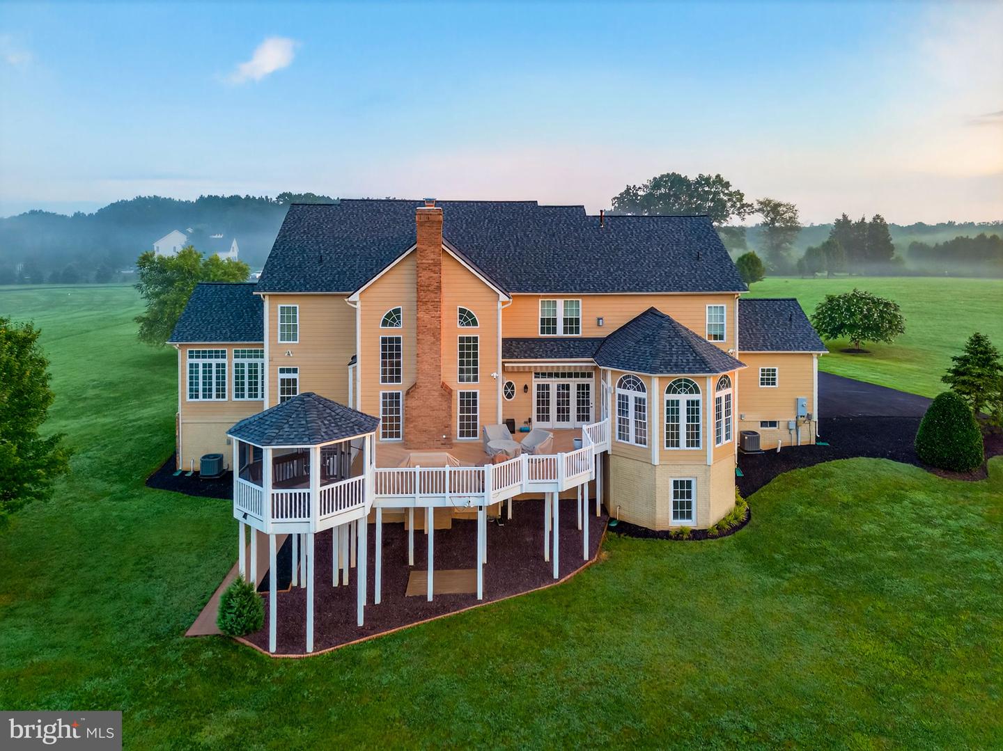 10895 JUSTABOUT FARMS LN, NOKESVILLE, Virginia 20181, 5 Bedrooms Bedrooms, ,5 BathroomsBathrooms,Residential,For sale,10895 JUSTABOUT FARMS LN,VAPW2100204 MLS # VAPW2100204