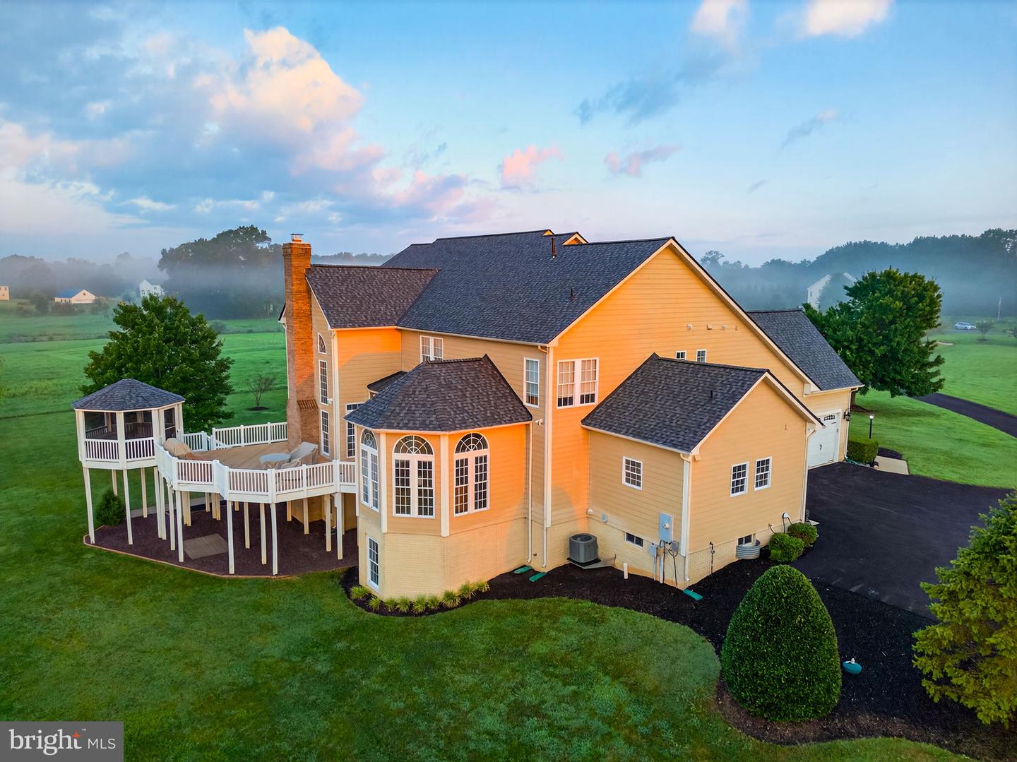 10895 JUSTABOUT FARMS LN, NOKESVILLE, Virginia 20181, 5 Bedrooms Bedrooms, ,5 BathroomsBathrooms,Residential,For sale,10895 JUSTABOUT FARMS LN,VAPW2100204 MLS # VAPW2100204