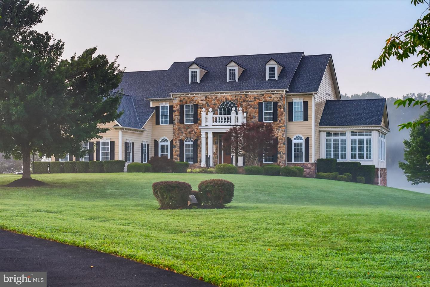 10895 JUSTABOUT FARMS LN, NOKESVILLE, Virginia 20181, 5 Bedrooms Bedrooms, ,5 BathroomsBathrooms,Residential,For sale,10895 JUSTABOUT FARMS LN,VAPW2100204 MLS # VAPW2100204