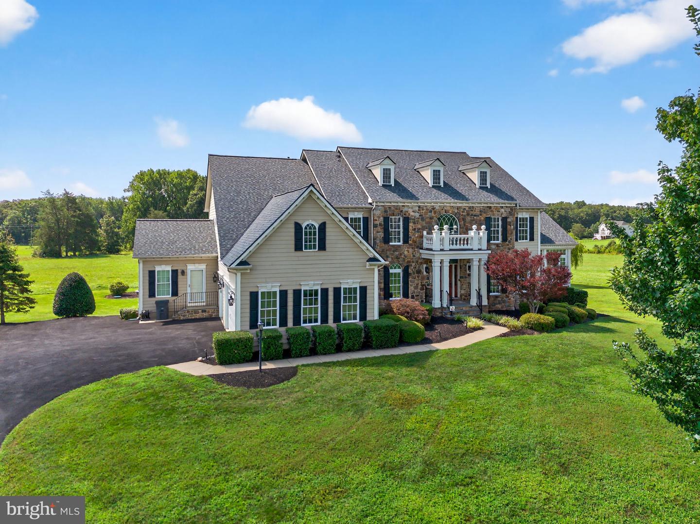 10895 JUSTABOUT FARMS LN, NOKESVILLE, Virginia 20181, 5 Bedrooms Bedrooms, ,5 BathroomsBathrooms,Residential,For sale,10895 JUSTABOUT FARMS LN,VAPW2100204 MLS # VAPW2100204