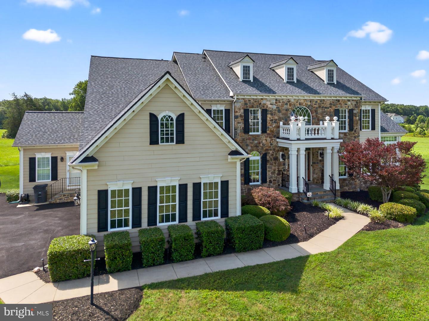 10895 JUSTABOUT FARMS LN, NOKESVILLE, Virginia 20181, 5 Bedrooms Bedrooms, ,5 BathroomsBathrooms,Residential,For sale,10895 JUSTABOUT FARMS LN,VAPW2100204 MLS # VAPW2100204