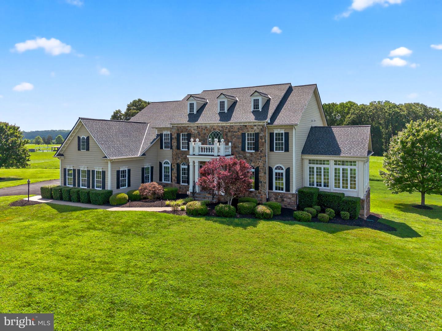 10895 JUSTABOUT FARMS LN, NOKESVILLE, Virginia 20181, 5 Bedrooms Bedrooms, ,5 BathroomsBathrooms,Residential,For sale,10895 JUSTABOUT FARMS LN,VAPW2100204 MLS # VAPW2100204