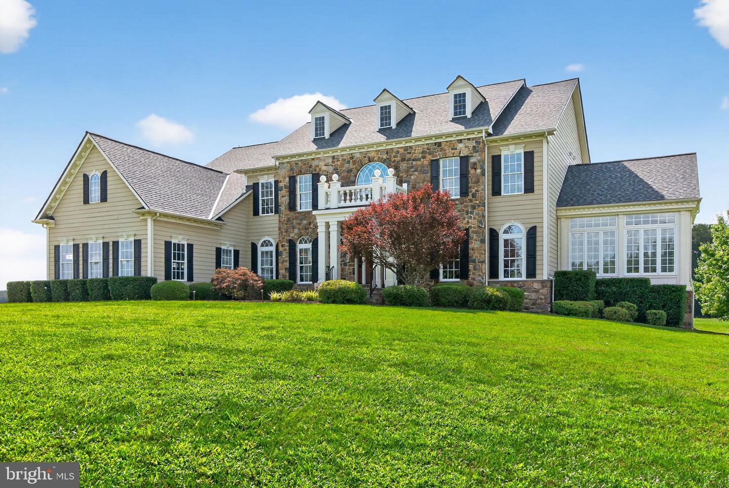 10895 JUSTABOUT FARMS LN, NOKESVILLE, Virginia 20181, 5 Bedrooms Bedrooms, ,5 BathroomsBathrooms,Residential,For sale,10895 JUSTABOUT FARMS LN,VAPW2100204 MLS # VAPW2100204