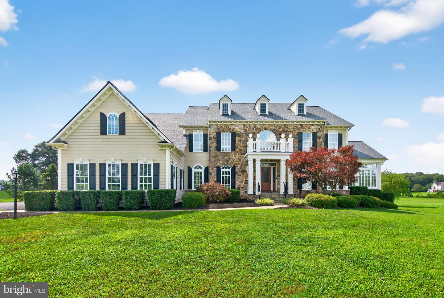 10895 JUSTABOUT FARMS LN, NOKESVILLE, Virginia 20181, 5 Bedrooms Bedrooms, ,5 BathroomsBathrooms,Residential,For sale,10895 JUSTABOUT FARMS LN,VAPW2100204 MLS # VAPW2100204