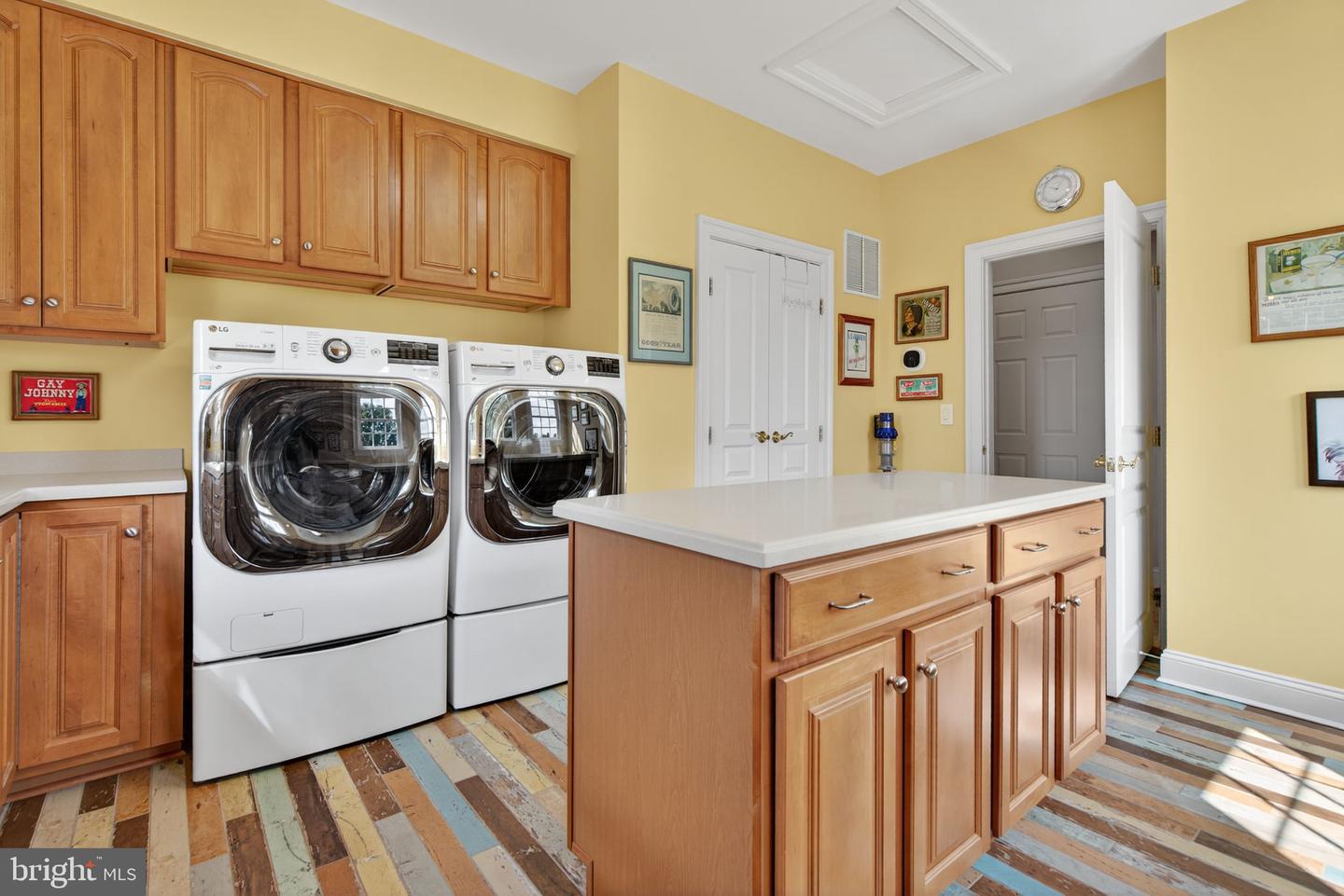 10895 JUSTABOUT FARMS LN, NOKESVILLE, Virginia 20181, 5 Bedrooms Bedrooms, ,5 BathroomsBathrooms,Residential,For sale,10895 JUSTABOUT FARMS LN,VAPW2100204 MLS # VAPW2100204