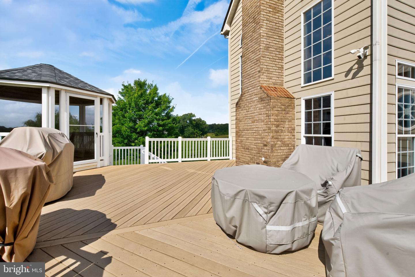 10895 JUSTABOUT FARMS LN, NOKESVILLE, Virginia 20181, 5 Bedrooms Bedrooms, ,5 BathroomsBathrooms,Residential,For sale,10895 JUSTABOUT FARMS LN,VAPW2100204 MLS # VAPW2100204