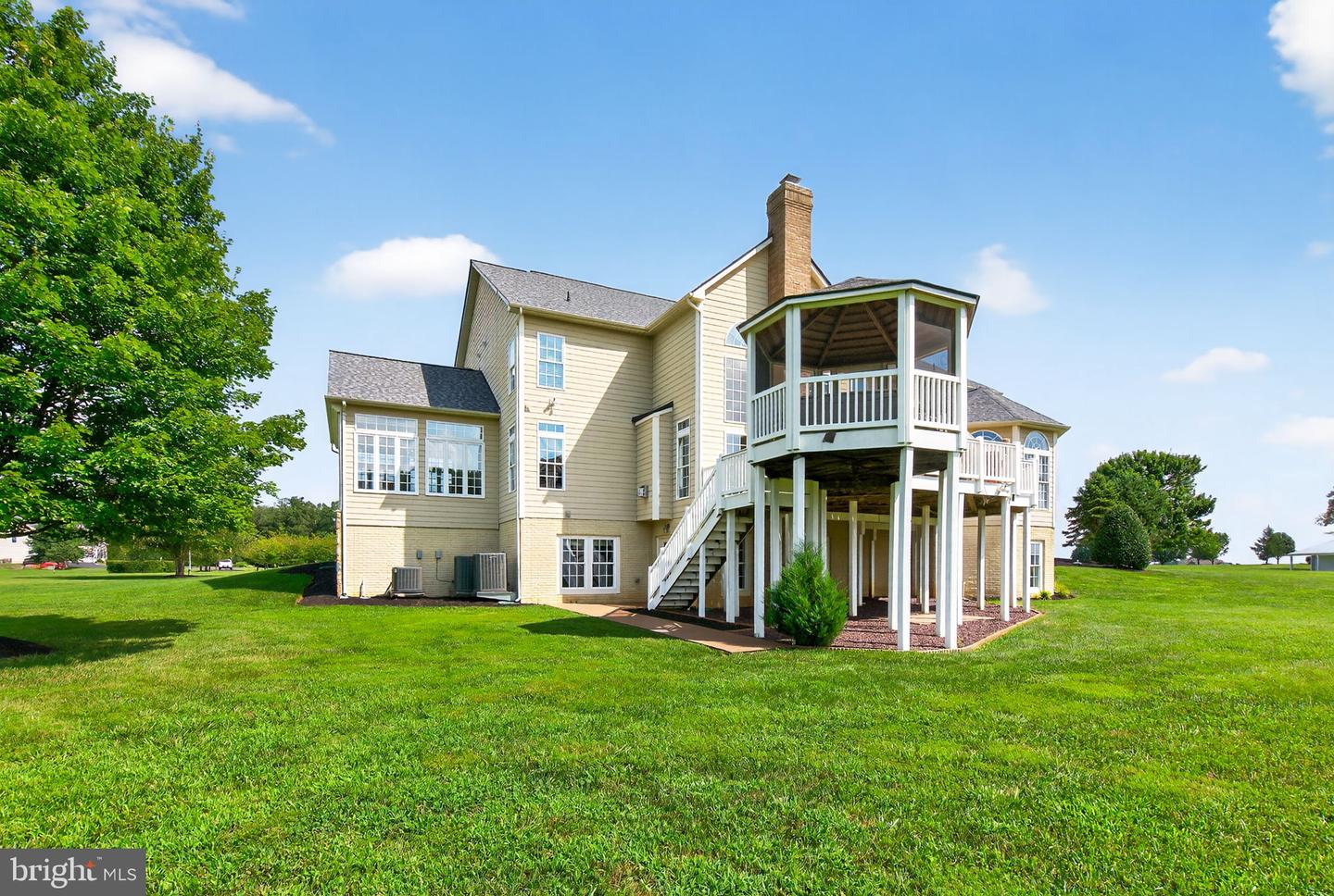10895 JUSTABOUT FARMS LN, NOKESVILLE, Virginia 20181, 5 Bedrooms Bedrooms, ,5 BathroomsBathrooms,Residential,For sale,10895 JUSTABOUT FARMS LN,VAPW2100204 MLS # VAPW2100204