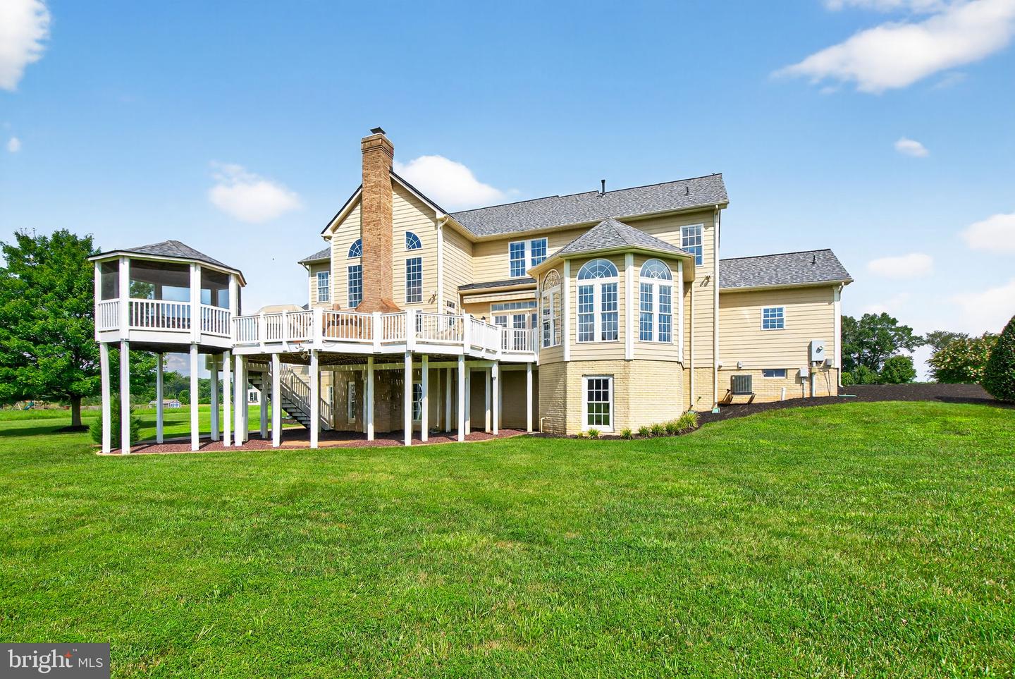 10895 JUSTABOUT FARMS LN, NOKESVILLE, Virginia 20181, 5 Bedrooms Bedrooms, ,5 BathroomsBathrooms,Residential,For sale,10895 JUSTABOUT FARMS LN,VAPW2100204 MLS # VAPW2100204