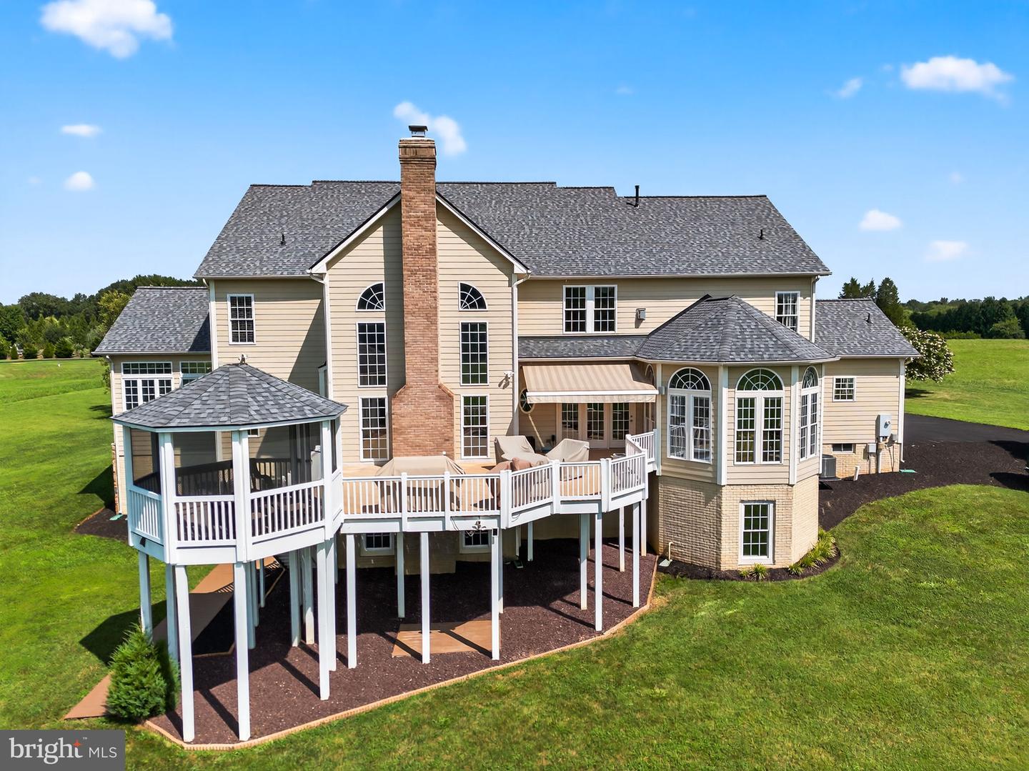 10895 JUSTABOUT FARMS LN, NOKESVILLE, Virginia 20181, 5 Bedrooms Bedrooms, ,5 BathroomsBathrooms,Residential,For sale,10895 JUSTABOUT FARMS LN,VAPW2100204 MLS # VAPW2100204