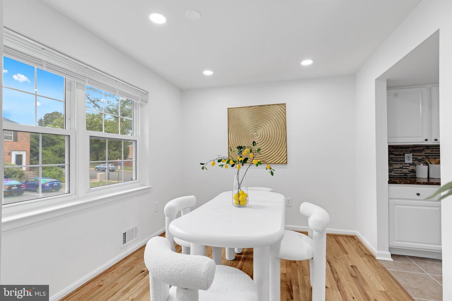 7805 TREVINO LN, FALLS CHURCH, Virginia 22043, 3 Bedrooms Bedrooms, ,3 BathroomsBathrooms,Residential,For sale,7805 TREVINO LN,VAFX2258108 MLS # VAFX2258108