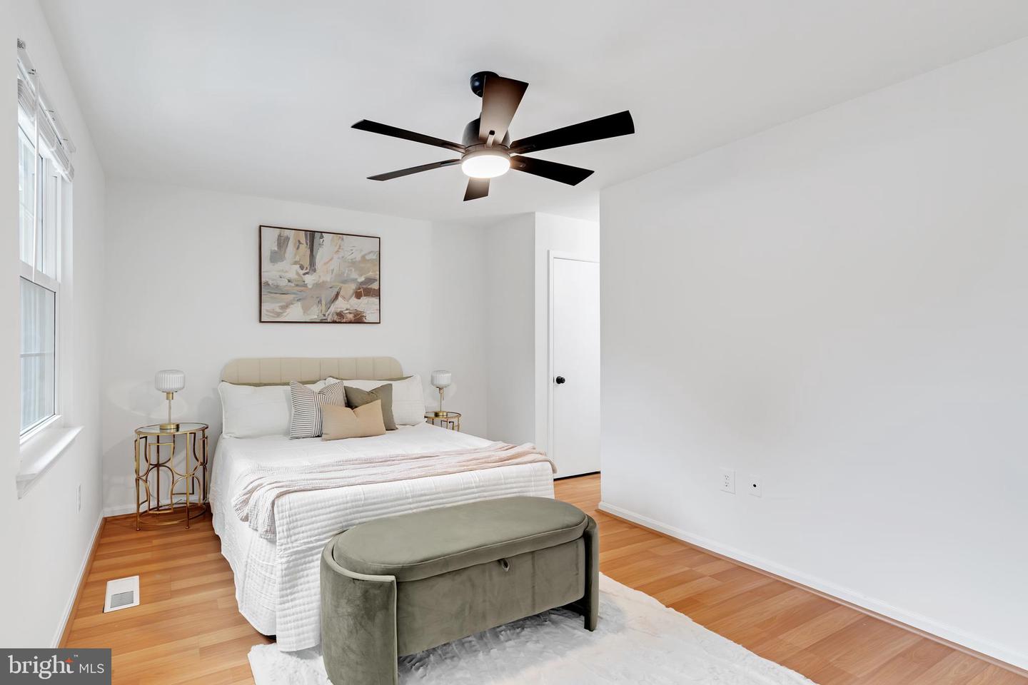 7805 TREVINO LN, FALLS CHURCH, Virginia 22043, 3 Bedrooms Bedrooms, ,3 BathroomsBathrooms,Residential,For sale,7805 TREVINO LN,VAFX2258108 MLS # VAFX2258108