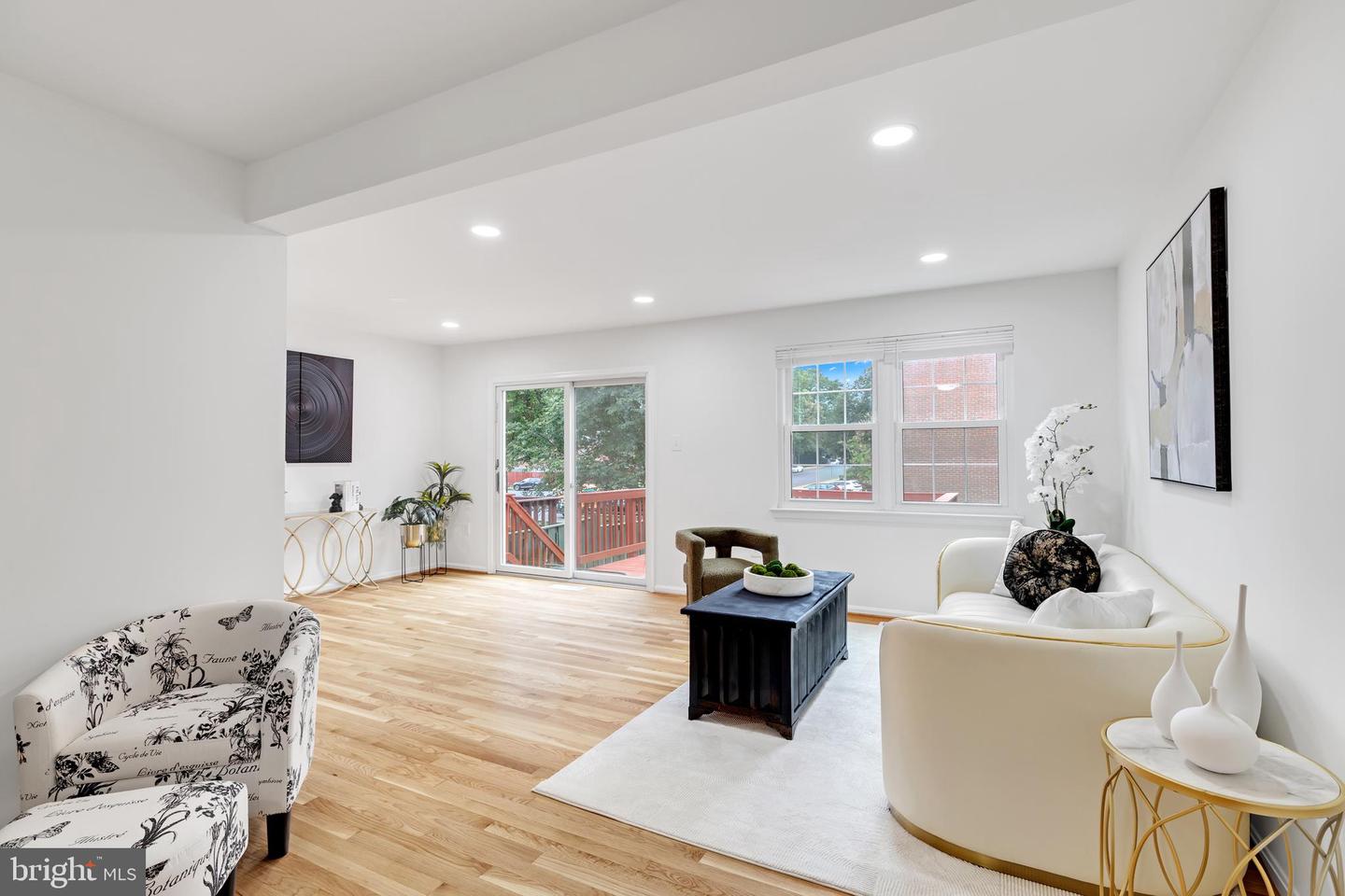 7805 TREVINO LN, FALLS CHURCH, Virginia 22043, 3 Bedrooms Bedrooms, ,3 BathroomsBathrooms,Residential,For sale,7805 TREVINO LN,VAFX2258108 MLS # VAFX2258108
