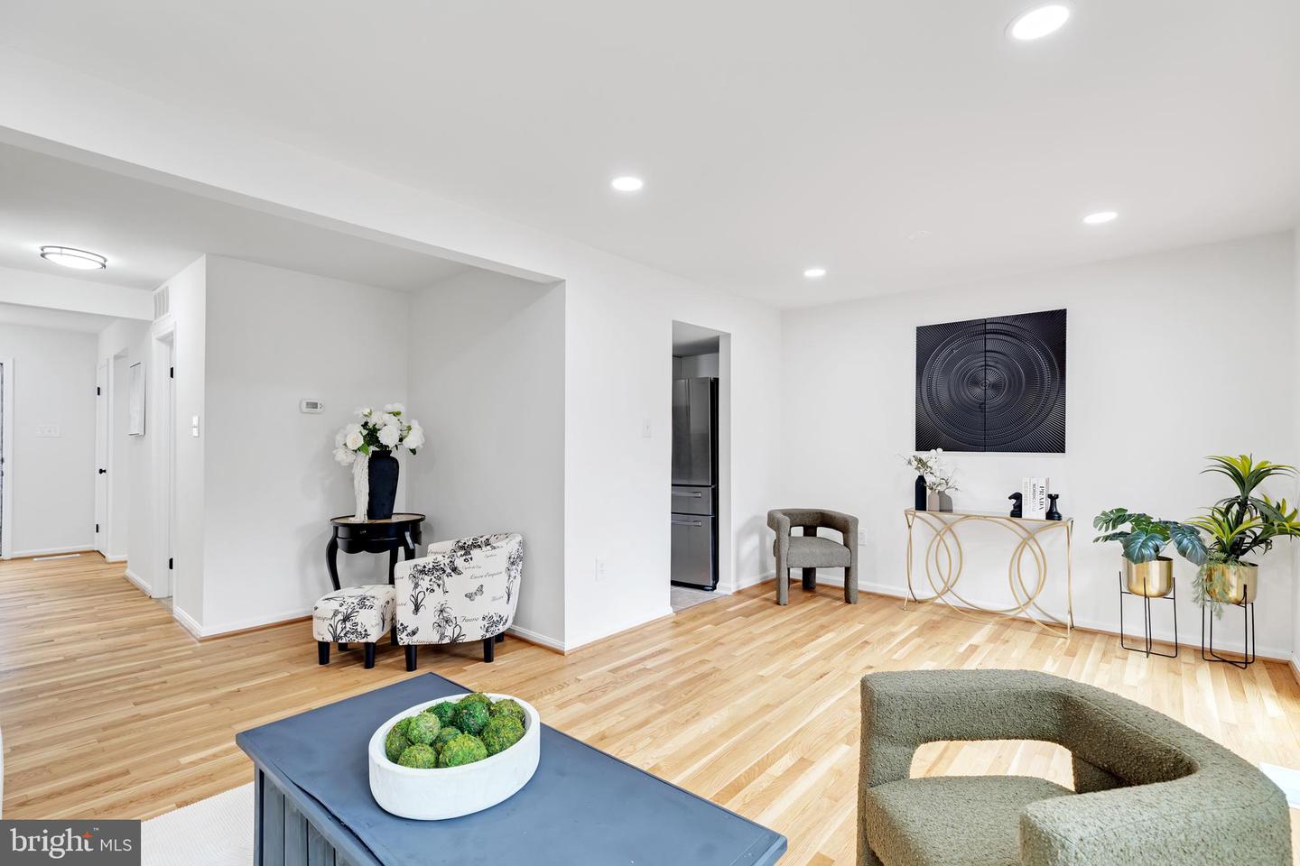 7805 TREVINO LN, FALLS CHURCH, Virginia 22043, 3 Bedrooms Bedrooms, ,3 BathroomsBathrooms,Residential,For sale,7805 TREVINO LN,VAFX2258108 MLS # VAFX2258108