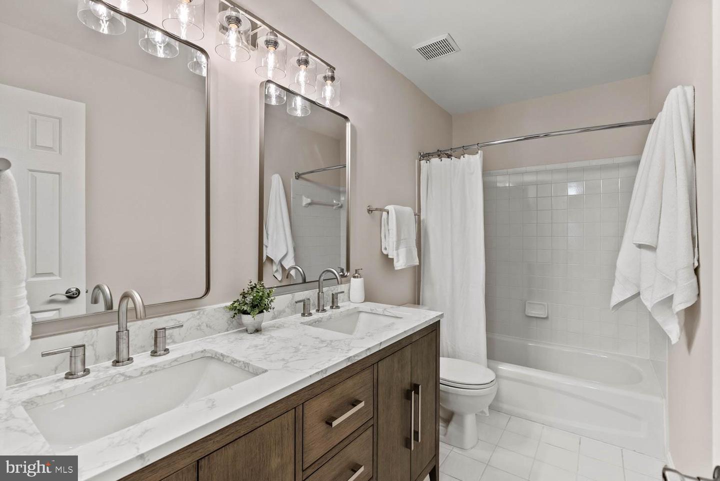 6514 WHEAT MILL WAY, CENTREVILLE, Virginia 20121, 4 Bedrooms Bedrooms, ,2 BathroomsBathrooms,Residential,For sale,6514 WHEAT MILL WAY,VAFX2257740 MLS # VAFX2257740