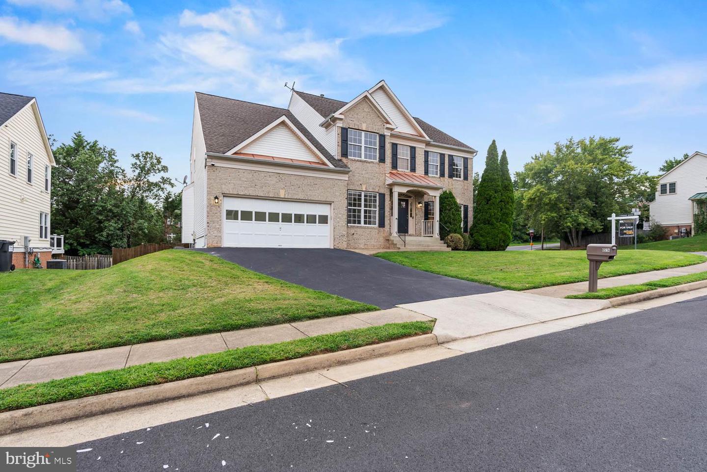 6514 WHEAT MILL WAY, CENTREVILLE, Virginia 20121, 4 Bedrooms Bedrooms, ,2 BathroomsBathrooms,Residential,For sale,6514 WHEAT MILL WAY,VAFX2257740 MLS # VAFX2257740