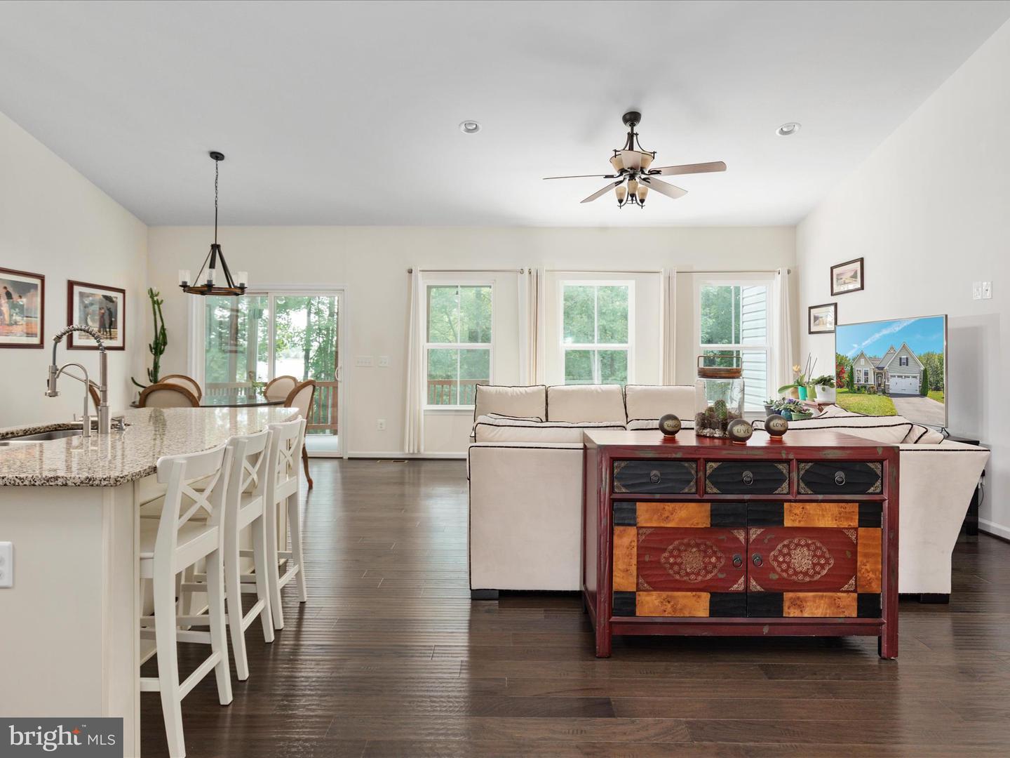 4116 EDDY CT, WARRENTON, Virginia 20187, 3 Bedrooms Bedrooms, ,3 BathroomsBathrooms,Residential,For sale,4116 EDDY CT,VAFQ2017624 MLS # VAFQ2017624