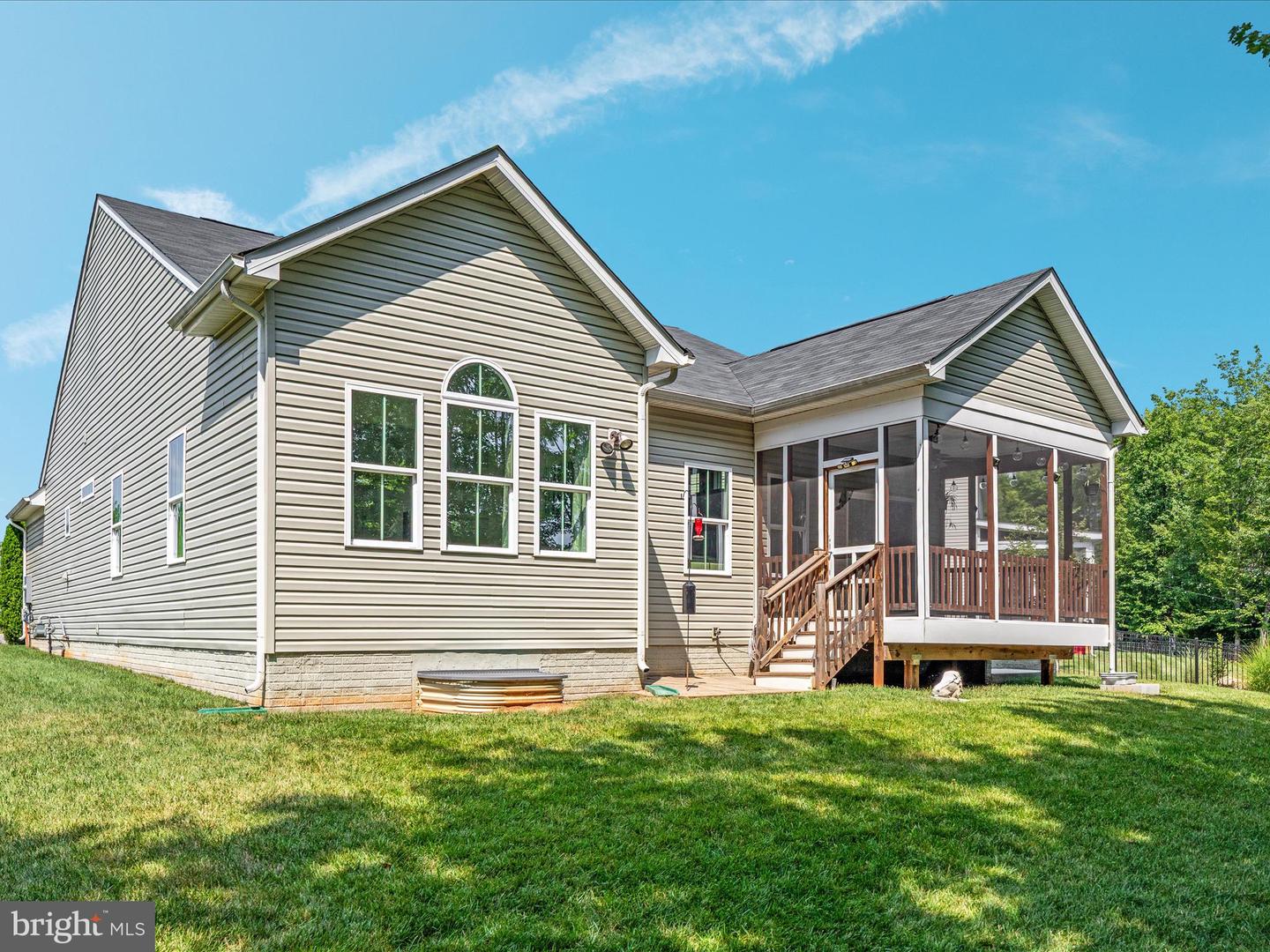 4116 EDDY CT, WARRENTON, Virginia 20187, 3 Bedrooms Bedrooms, ,3 BathroomsBathrooms,Residential,For sale,4116 EDDY CT,VAFQ2017624 MLS # VAFQ2017624