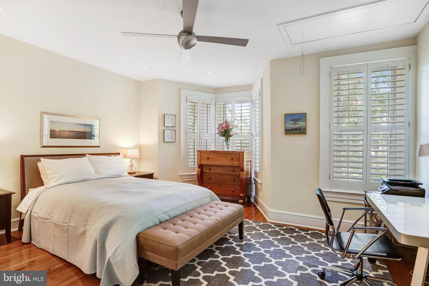 1430 SWANN NW, WASHINGTON, District Of Columbia 20009, 3 Bedrooms Bedrooms, ,3 BathroomsBathrooms,Residential,For sale,1430 SWANN NW,DCDC2212596 MLS # DCDC2212596