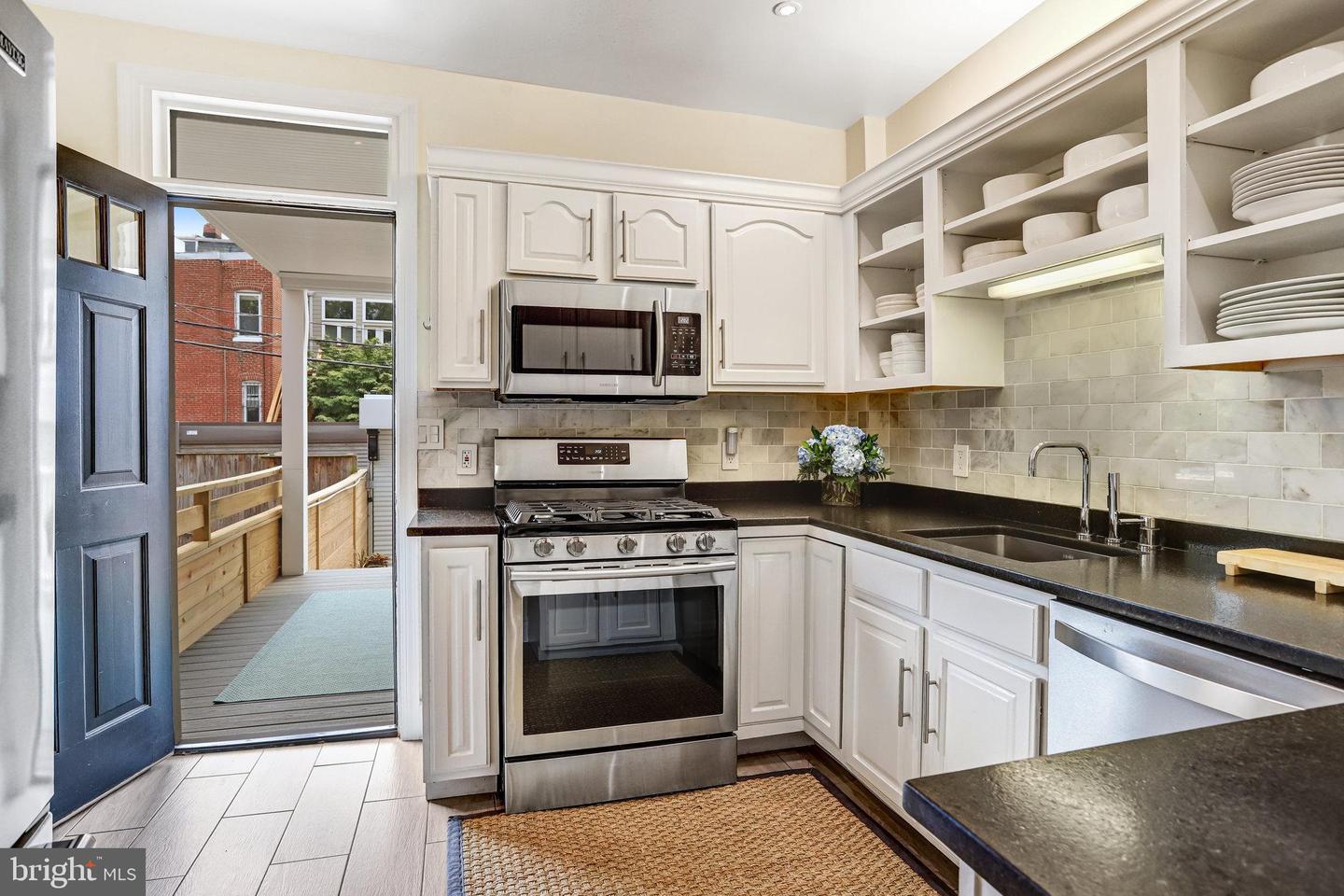 1430 SWANN NW, WASHINGTON, District Of Columbia 20009, 3 Bedrooms Bedrooms, ,3 BathroomsBathrooms,Residential,For sale,1430 SWANN NW,DCDC2212596 MLS # DCDC2212596