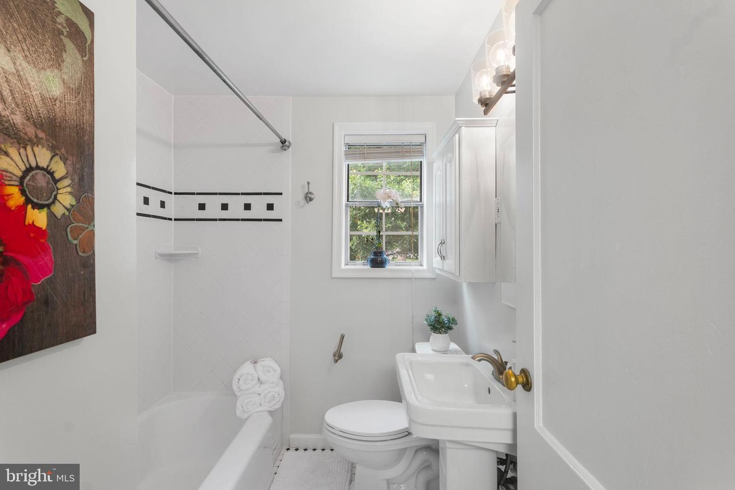 1302 BELLE VIEW BLVD #A-1, ALEXANDRIA, Virginia 22307, 2 Bedrooms Bedrooms, 5 Rooms Rooms,1 BathroomBathrooms,Residential,For sale,1302 BELLE VIEW BLVD #A-1,VAFX2258126 MLS # VAFX2258126