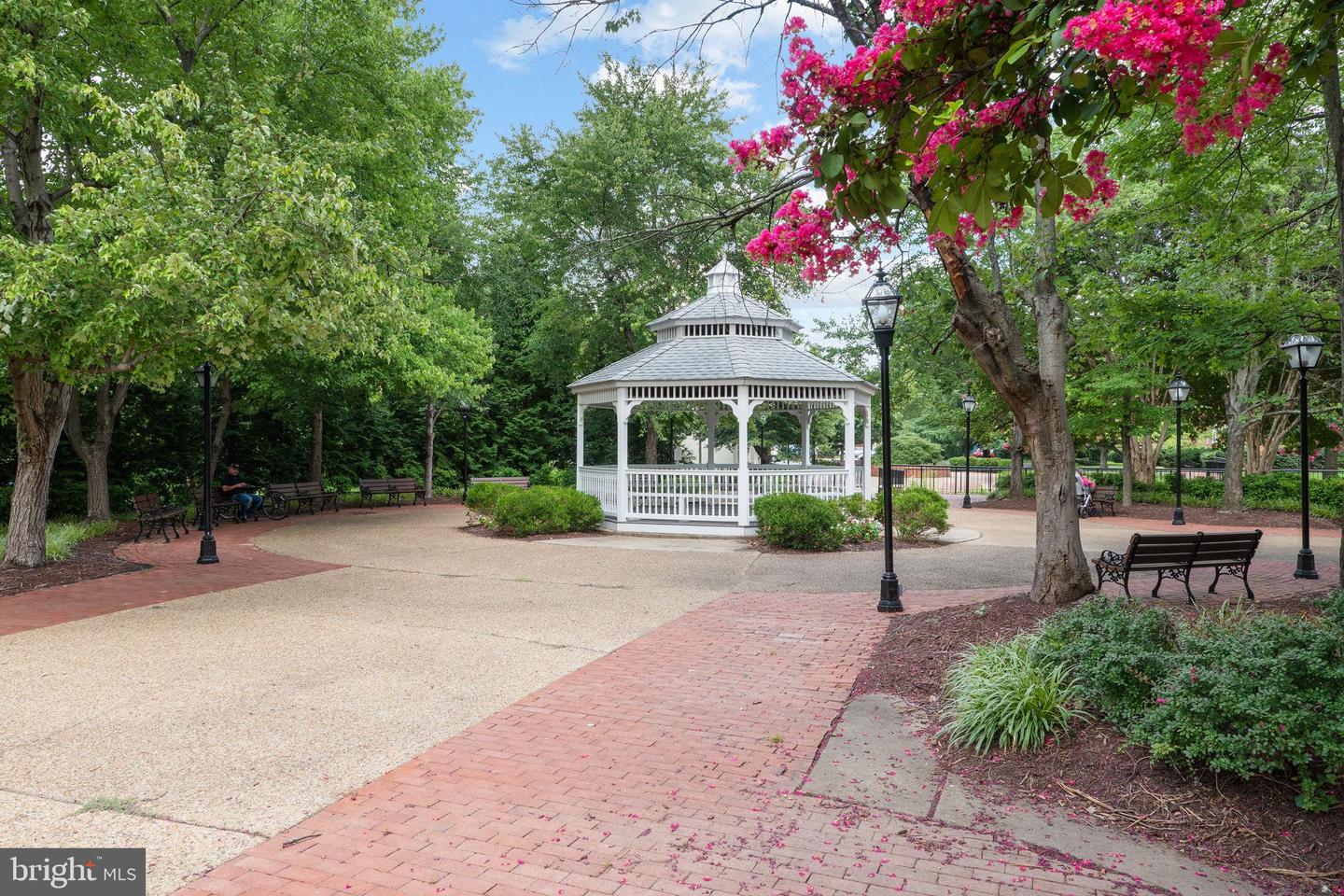 1302 BELLE VIEW BLVD #A-1, ALEXANDRIA, Virginia 22307, 2 Bedrooms Bedrooms, 5 Rooms Rooms,1 BathroomBathrooms,Residential,For sale,1302 BELLE VIEW BLVD #A-1,VAFX2258126 MLS # VAFX2258126