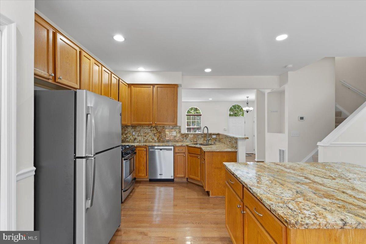 14319 FLOMATION CT, CENTREVILLE, Virginia 20121, 3 Bedrooms Bedrooms, 14 Rooms Rooms,3 BathroomsBathrooms,Residential,For sale,14319 FLOMATION CT,VAFX2258154 MLS # VAFX2258154