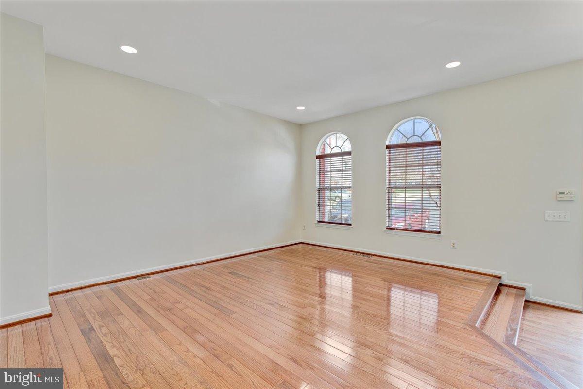 14319 FLOMATION CT, CENTREVILLE, Virginia 20121, 3 Bedrooms Bedrooms, 14 Rooms Rooms,3 BathroomsBathrooms,Residential,For sale,14319 FLOMATION CT,VAFX2258154 MLS # VAFX2258154