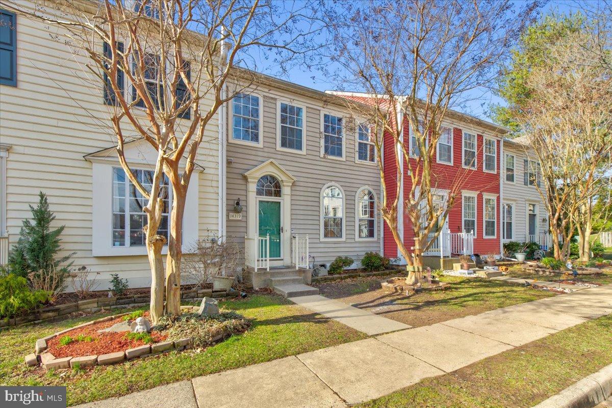 14319 FLOMATION CT, CENTREVILLE, Virginia 20121, 3 Bedrooms Bedrooms, 14 Rooms Rooms,3 BathroomsBathrooms,Residential,For sale,14319 FLOMATION CT,VAFX2258154 MLS # VAFX2258154