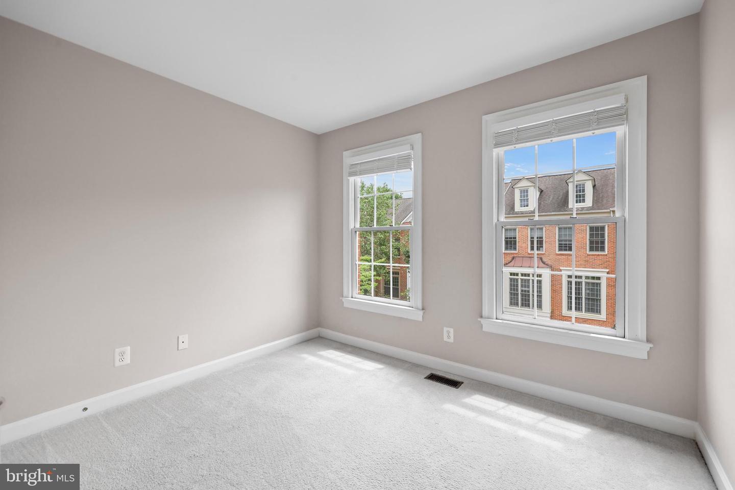 4687 KIRKPATRICK LN, ALEXANDRIA, Virginia 22311, 3 Bedrooms Bedrooms, ,3 BathroomsBathrooms,Residential,For sale,4687 KIRKPATRICK LN,VAAX2047992 MLS # VAAX2047992