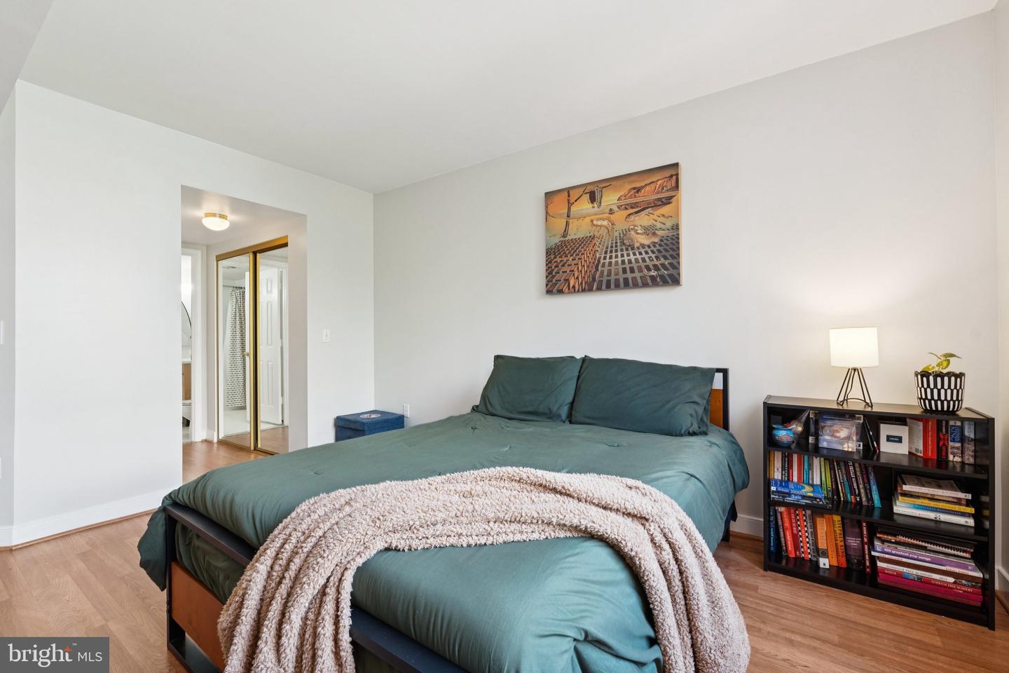 1045 N UTAH ST #2-406, ARLINGTON, Virginia 22201, 1 Bedroom Bedrooms, ,1 BathroomBathrooms,Residential,For sale,1045 N UTAH ST #2-406,VAAR2061556 MLS # VAAR2061556