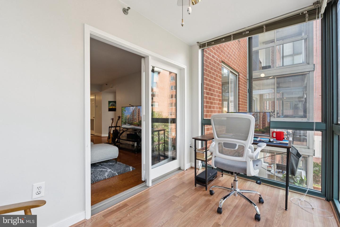 1045 N UTAH ST #2-406, ARLINGTON, Virginia 22201, 1 Bedroom Bedrooms, ,1 BathroomBathrooms,Residential,For sale,1045 N UTAH ST #2-406,VAAR2061556 MLS # VAAR2061556