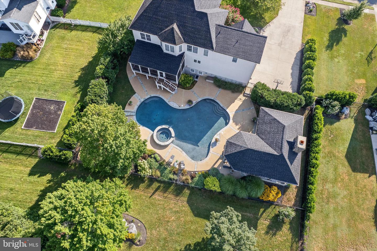 337 HERMITAGE BLVD, BERRYVILLE, Virginia 22611, 4 Bedrooms Bedrooms, ,4 BathroomsBathrooms,Residential,For sale,337 HERMITAGE BLVD,VACL2005928 MLS # VACL2005928