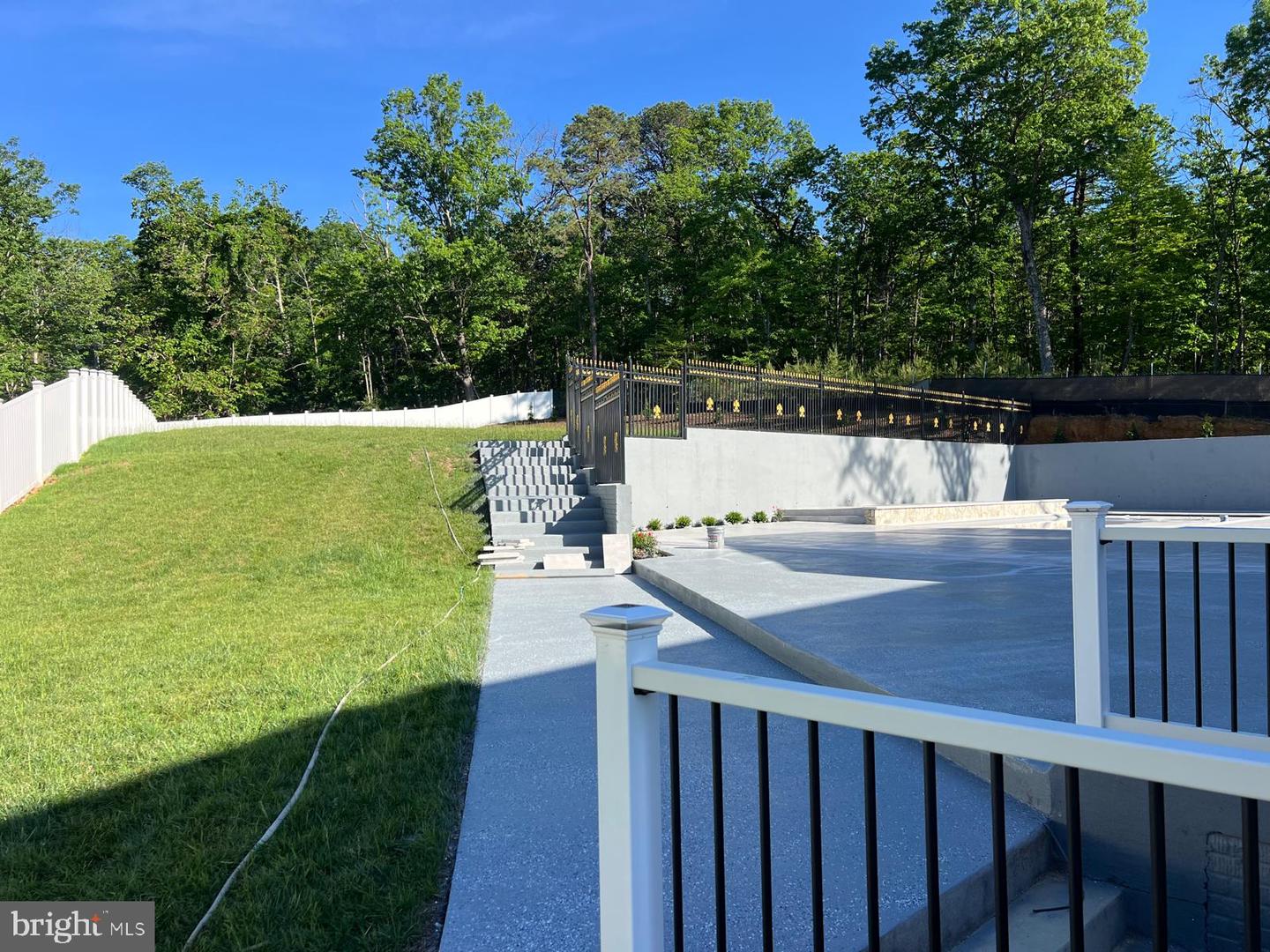 24035 NEW MOUNTAIN RD, ALDIE, Virginia 20105, 4 Bedrooms Bedrooms, ,4 BathroomsBathrooms,Residential,For sale,24035 NEW MOUNTAIN RD,VALO2103470 MLS # VALO2103470