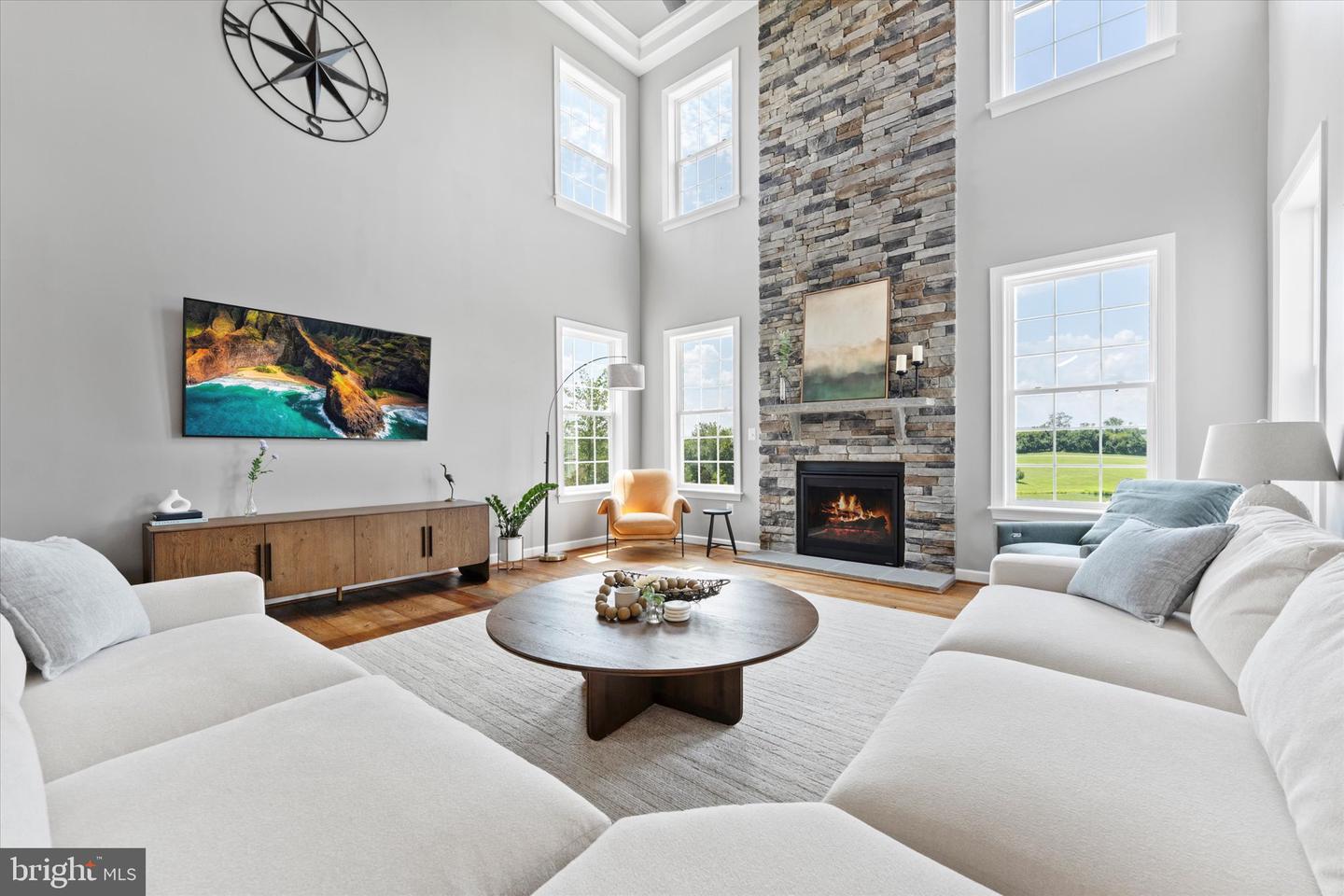 15061 LYNNFORD CT, WATERFORD, Virginia 20197, 5 Bedrooms Bedrooms, ,3 BathroomsBathrooms,Residential,For sale,15061 LYNNFORD CT,VALO2103560 MLS # VALO2103560