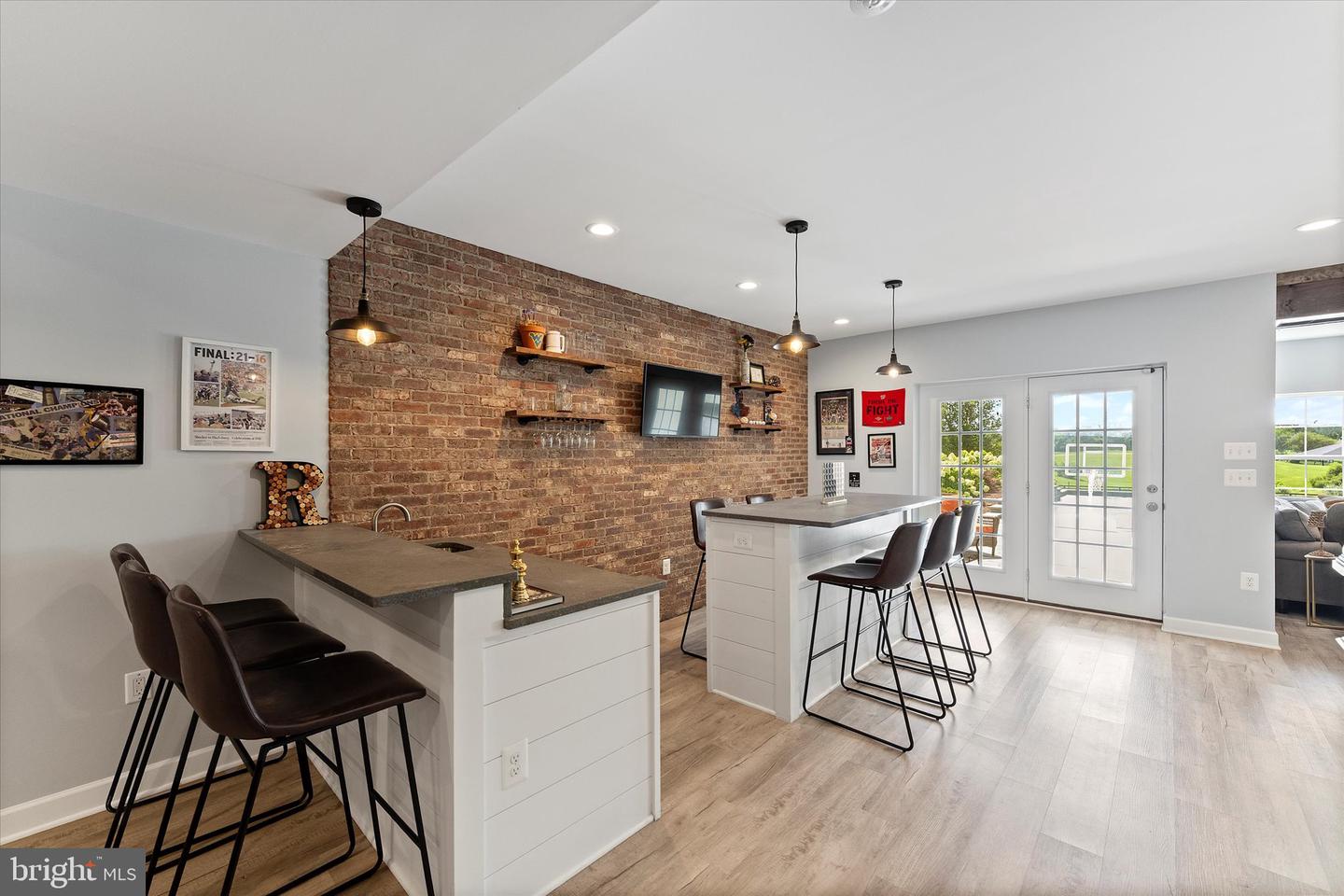 15061 LYNNFORD CT, WATERFORD, Virginia 20197, 5 Bedrooms Bedrooms, ,3 BathroomsBathrooms,Residential,For sale,15061 LYNNFORD CT,VALO2103560 MLS # VALO2103560