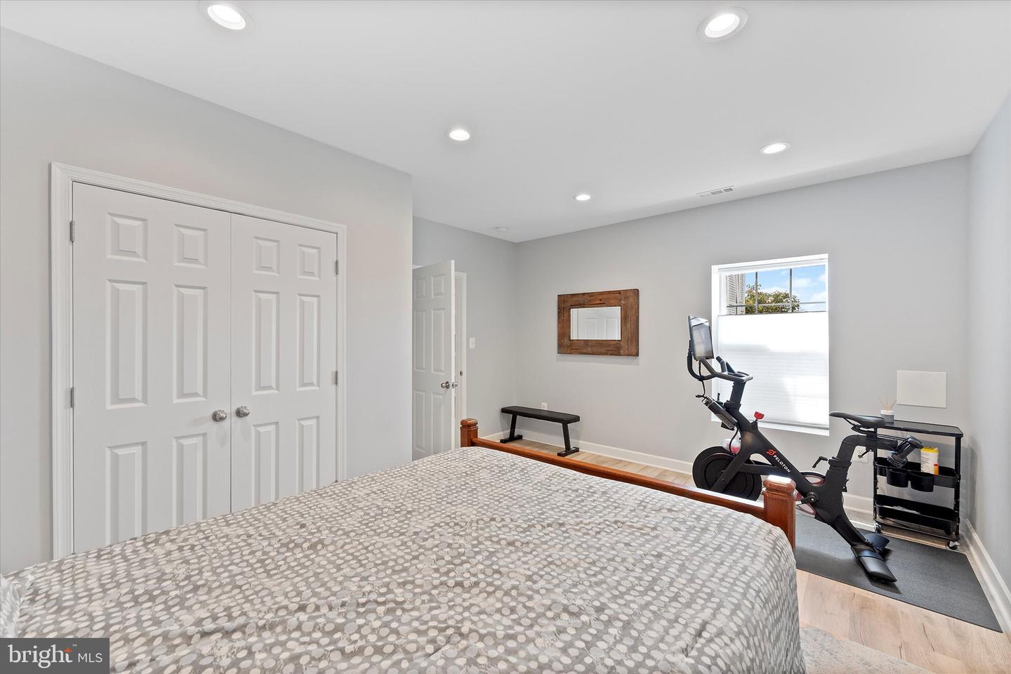 15061 LYNNFORD CT, WATERFORD, Virginia 20197, 5 Bedrooms Bedrooms, ,3 BathroomsBathrooms,Residential,For sale,15061 LYNNFORD CT,VALO2103560 MLS # VALO2103560