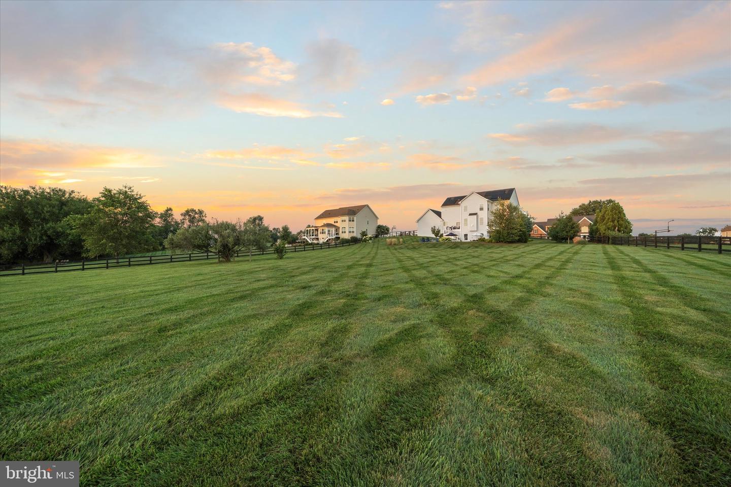 15061 LYNNFORD CT, WATERFORD, Virginia 20197, 5 Bedrooms Bedrooms, ,3 BathroomsBathrooms,Residential,For sale,15061 LYNNFORD CT,VALO2103560 MLS # VALO2103560