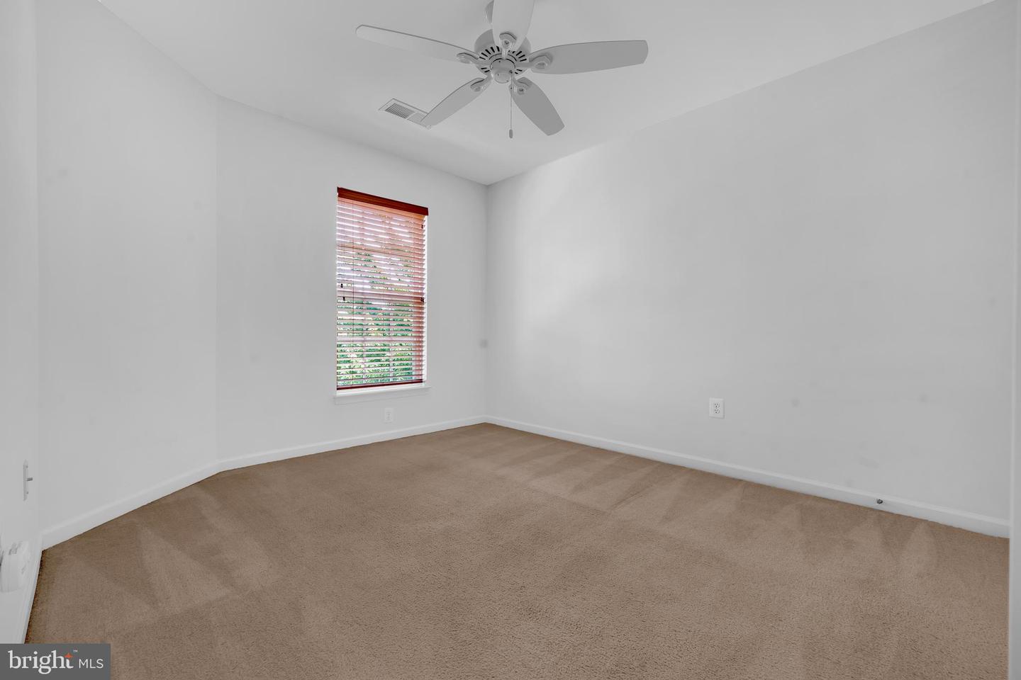 126 EXECUTIVE CIR, STAFFORD, Virginia 22554, 4 Bedrooms Bedrooms, ,3 BathroomsBathrooms,Residential,For sale,126 EXECUTIVE CIR,VAST2041330 MLS # VAST2041330