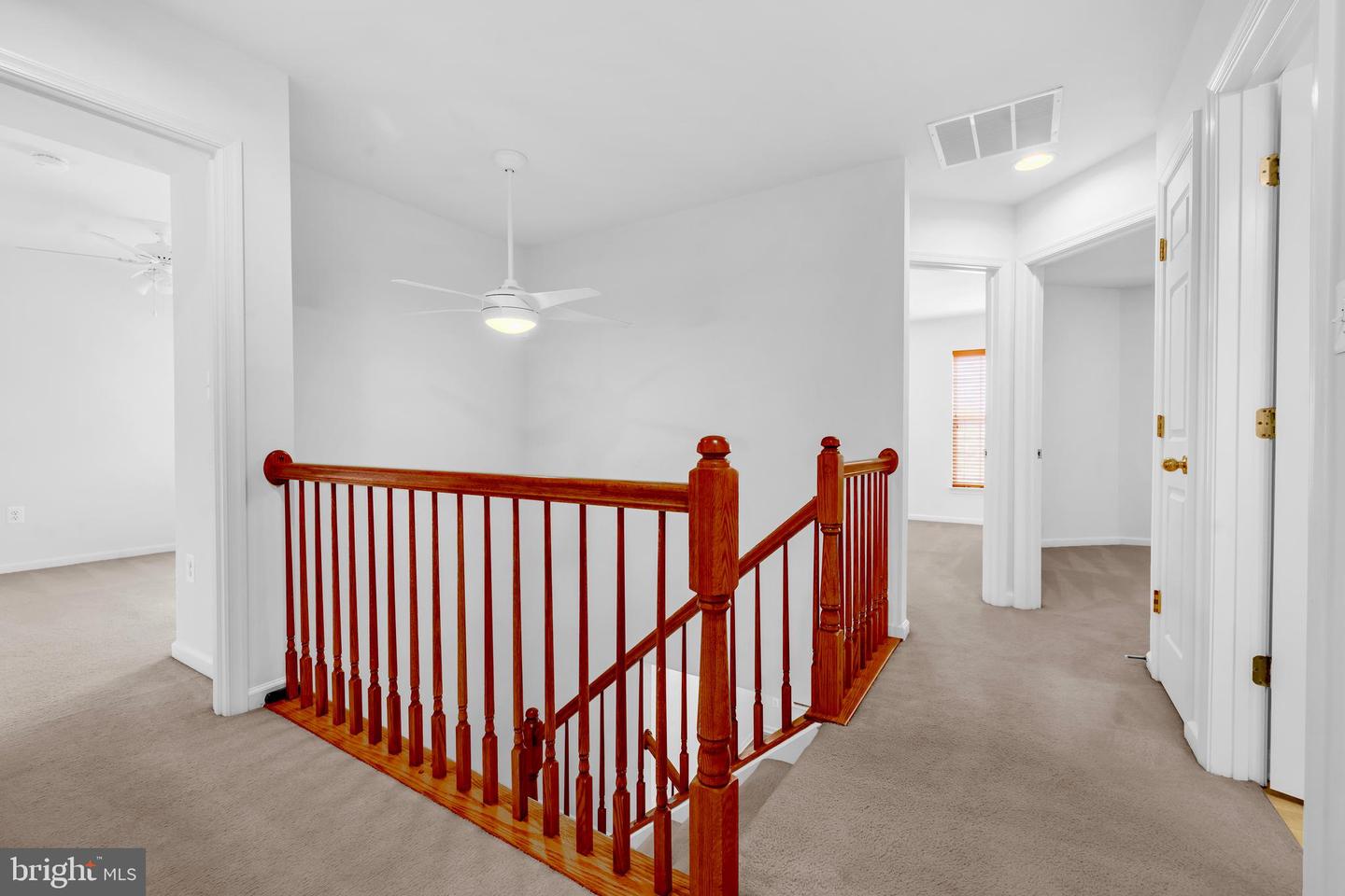 126 EXECUTIVE CIR, STAFFORD, Virginia 22554, 4 Bedrooms Bedrooms, ,3 BathroomsBathrooms,Residential,For sale,126 EXECUTIVE CIR,VAST2041330 MLS # VAST2041330
