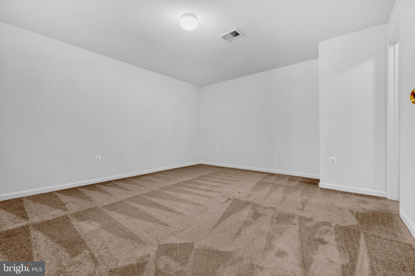 126 EXECUTIVE CIR, STAFFORD, Virginia 22554, 4 Bedrooms Bedrooms, ,3 BathroomsBathrooms,Residential,For sale,126 EXECUTIVE CIR,VAST2041330 MLS # VAST2041330